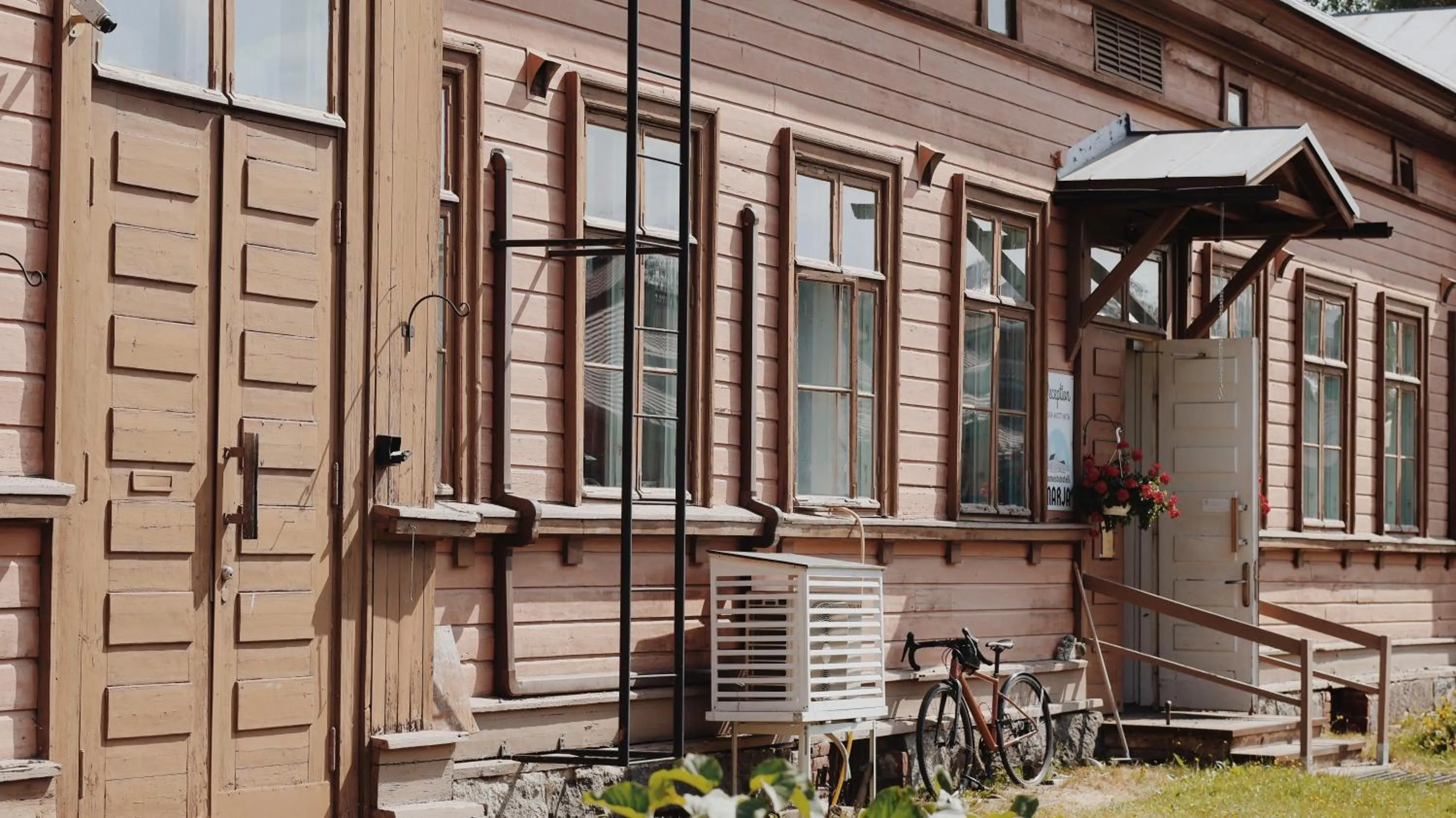 Property building in Huoneistohotelli Marja