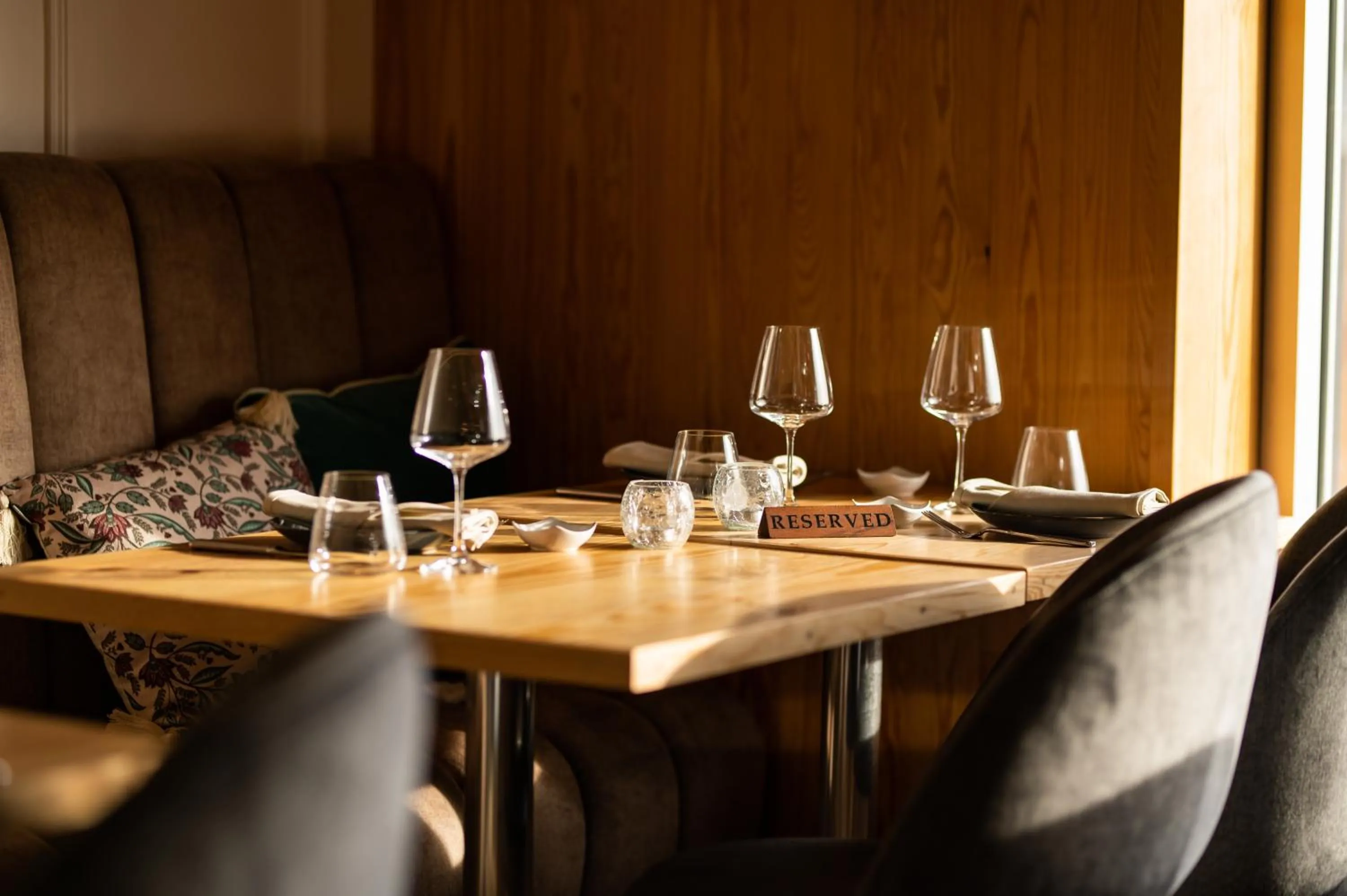 Restaurant/places to eat in ANC Resort