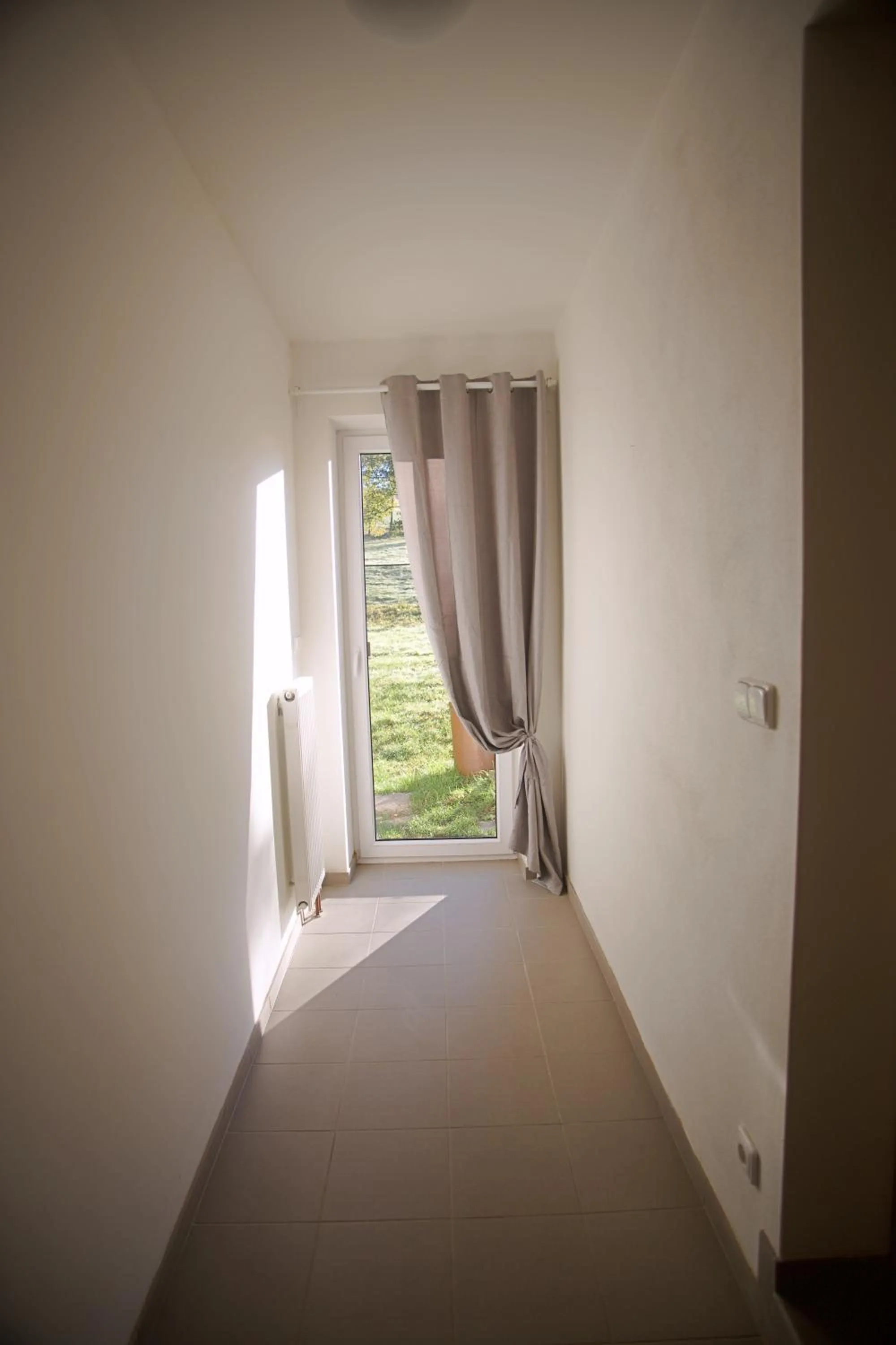 Garden view, Bed in Apartmány Ve Mlejně