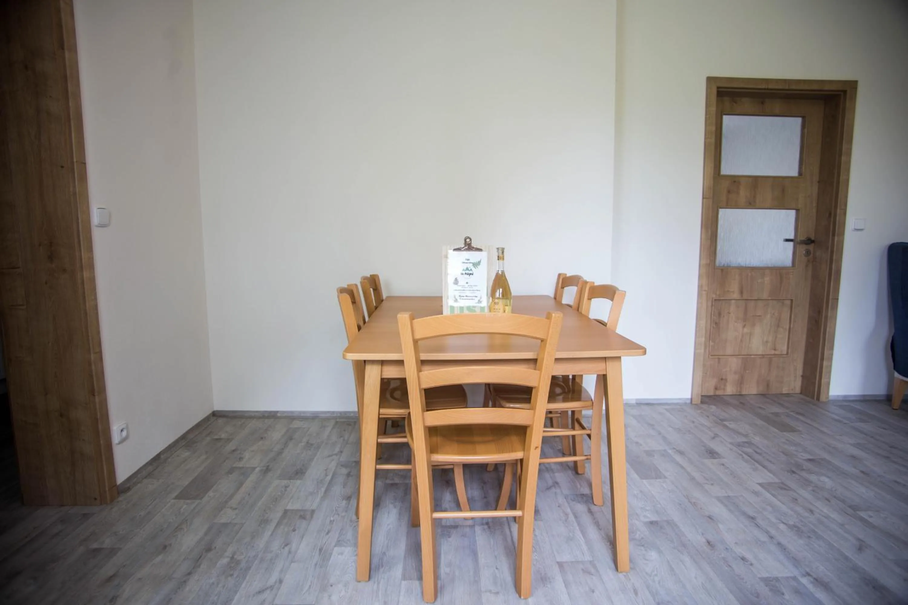 Dining area in Apartmány Ve Mlejně