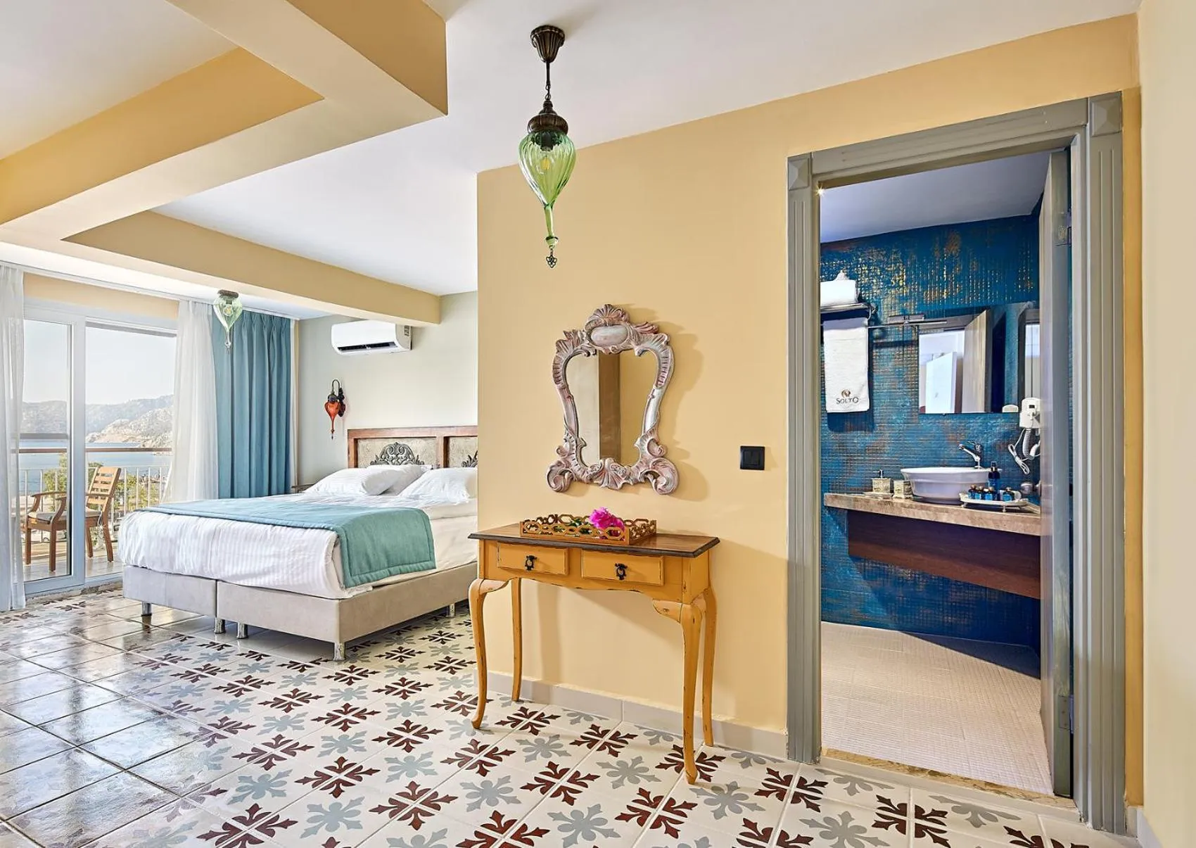 Bed in Fİ Light Solto Boutique Beach Hotel