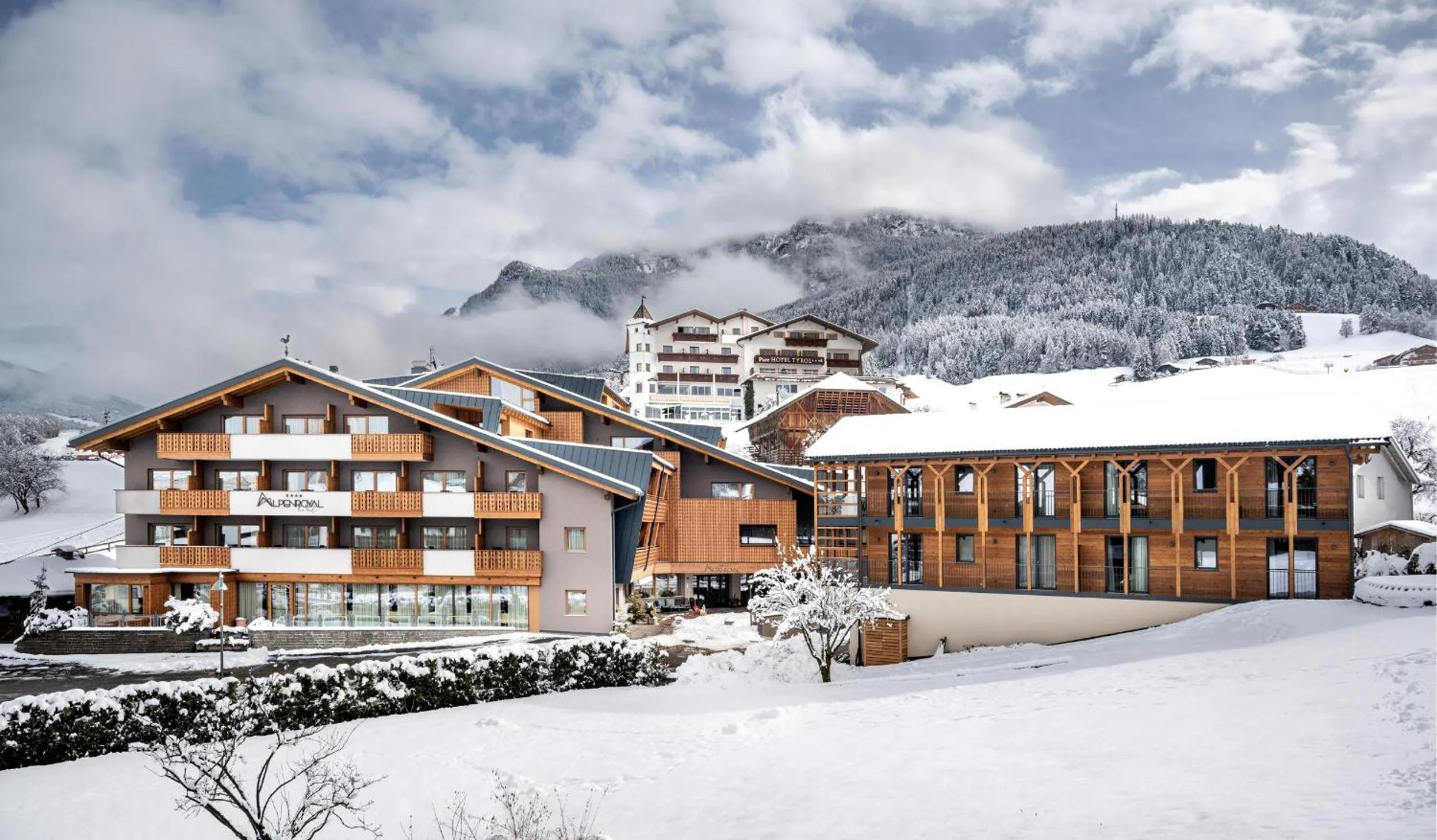Property building in Hotel Alpenroyal