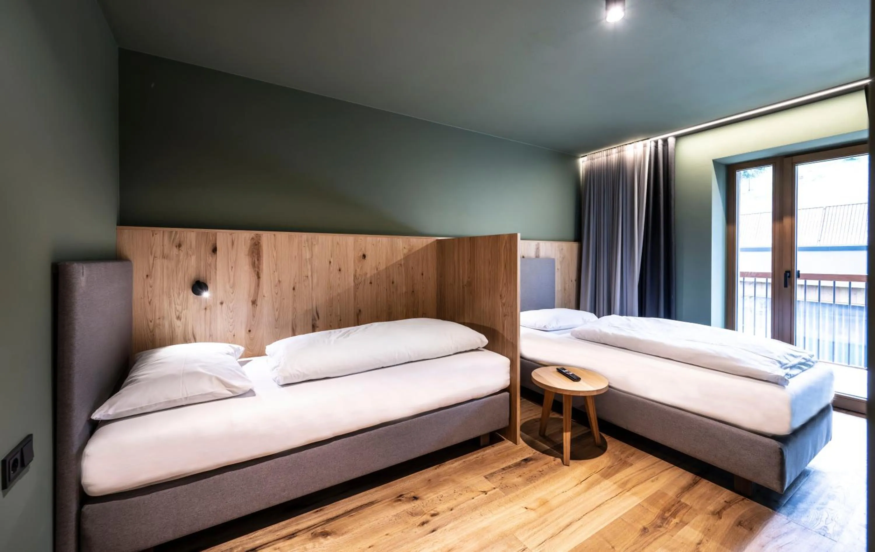 children, Bed in Hotel Alpenroyal