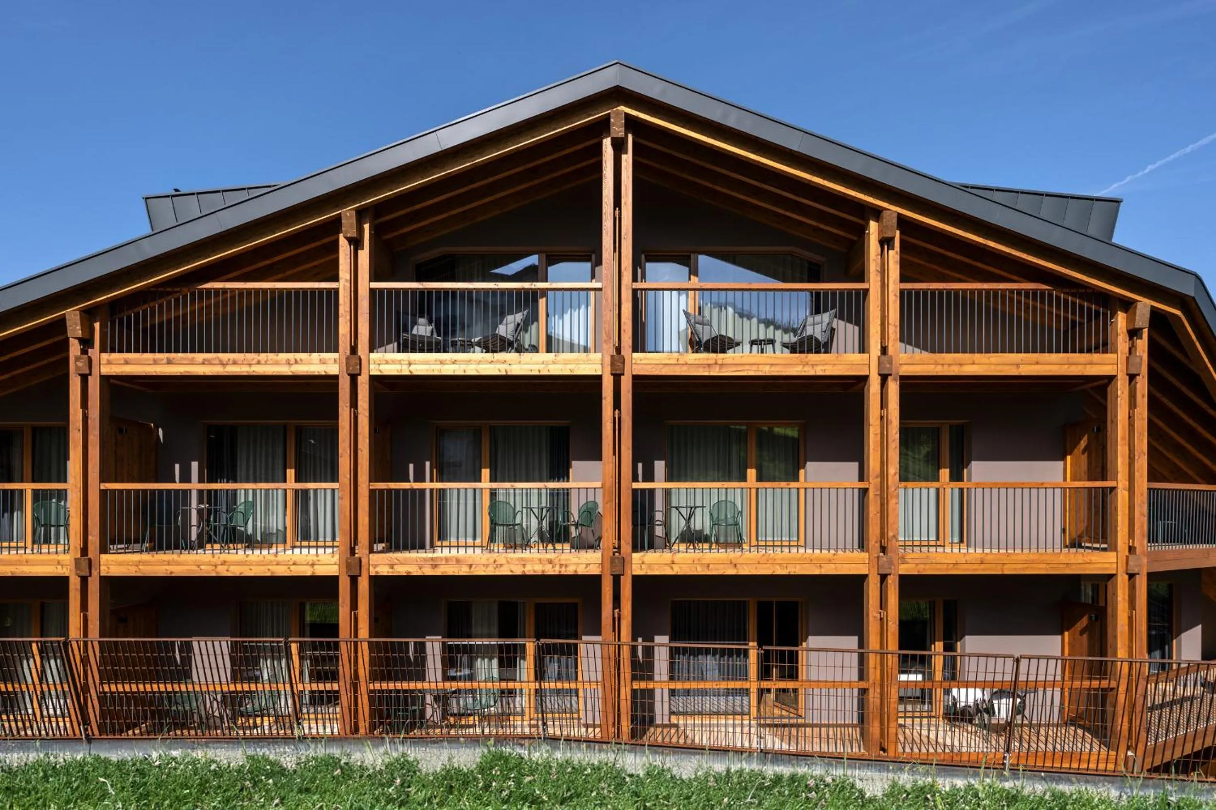 Property building in Hotel Alpenroyal