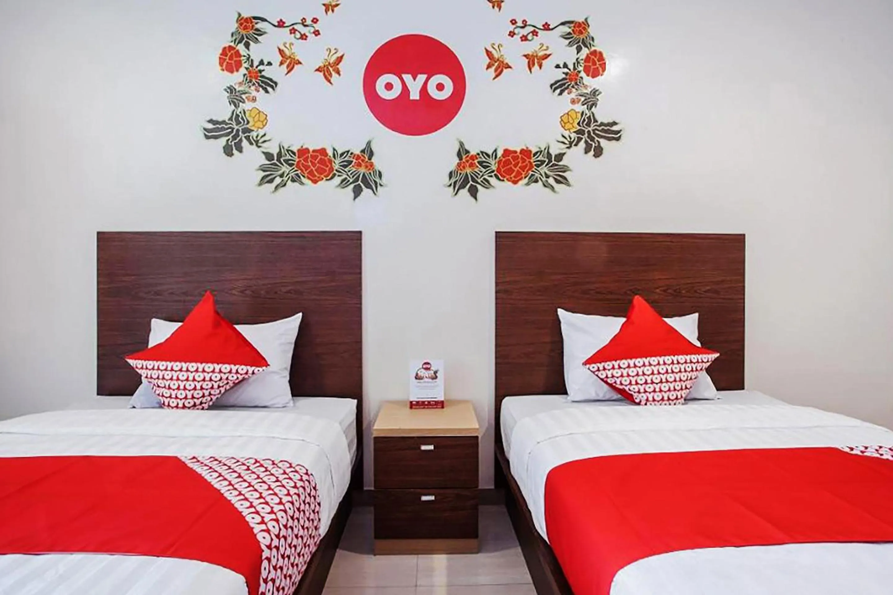 Bedroom, Bed in Capital O 134 Lg Residence