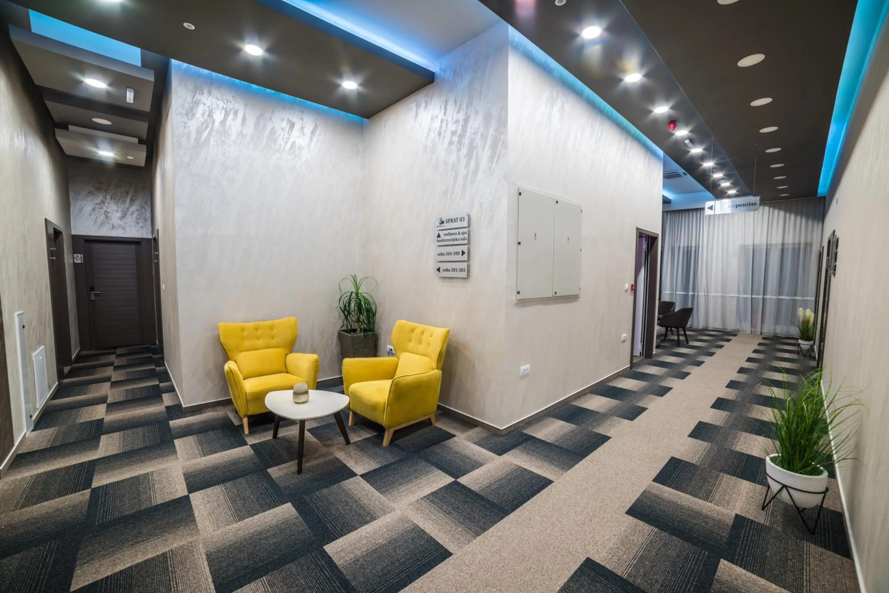 Seating area in Hotel River