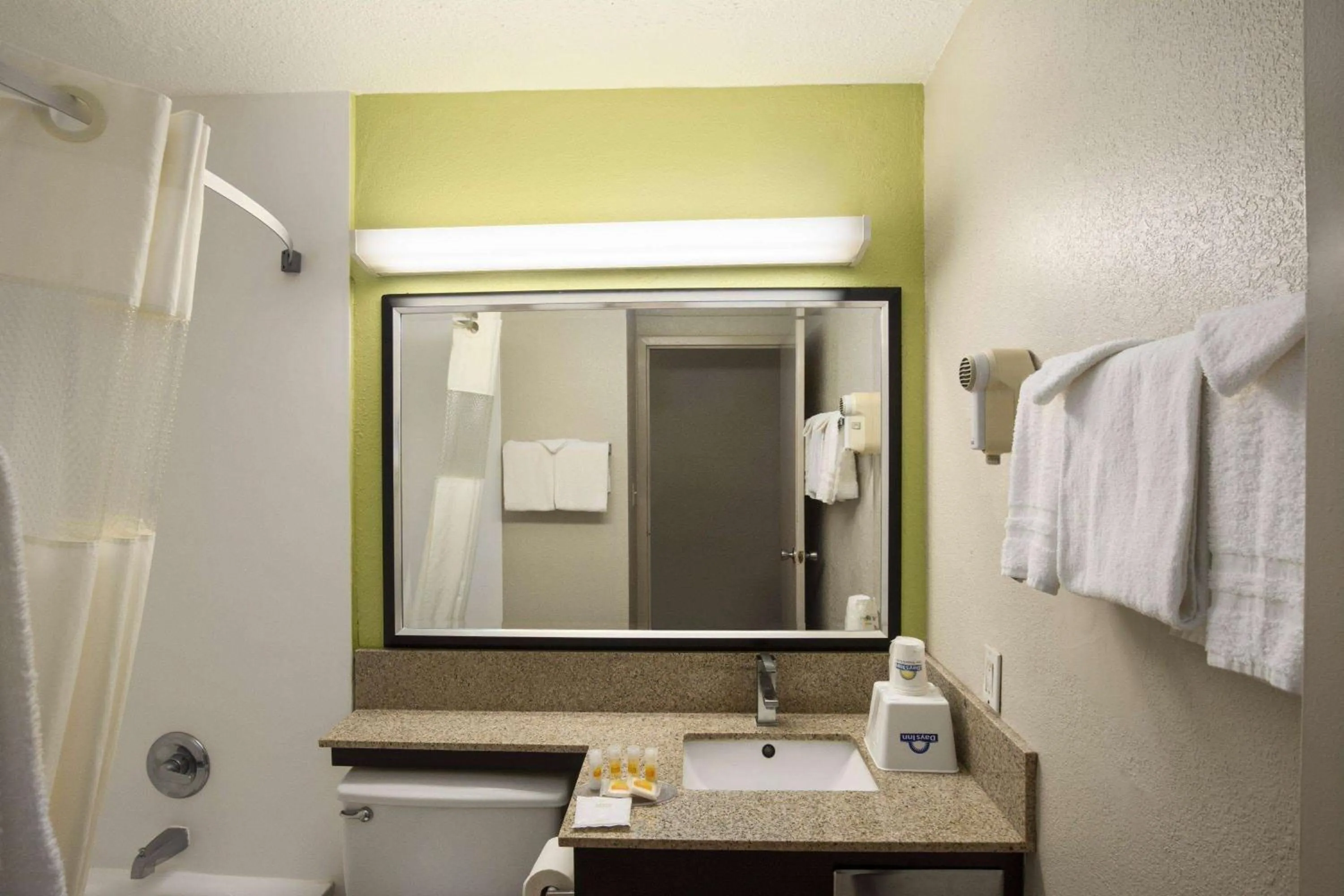 Photo of the whole room in Days Inn by Wyndham Rome Downtown