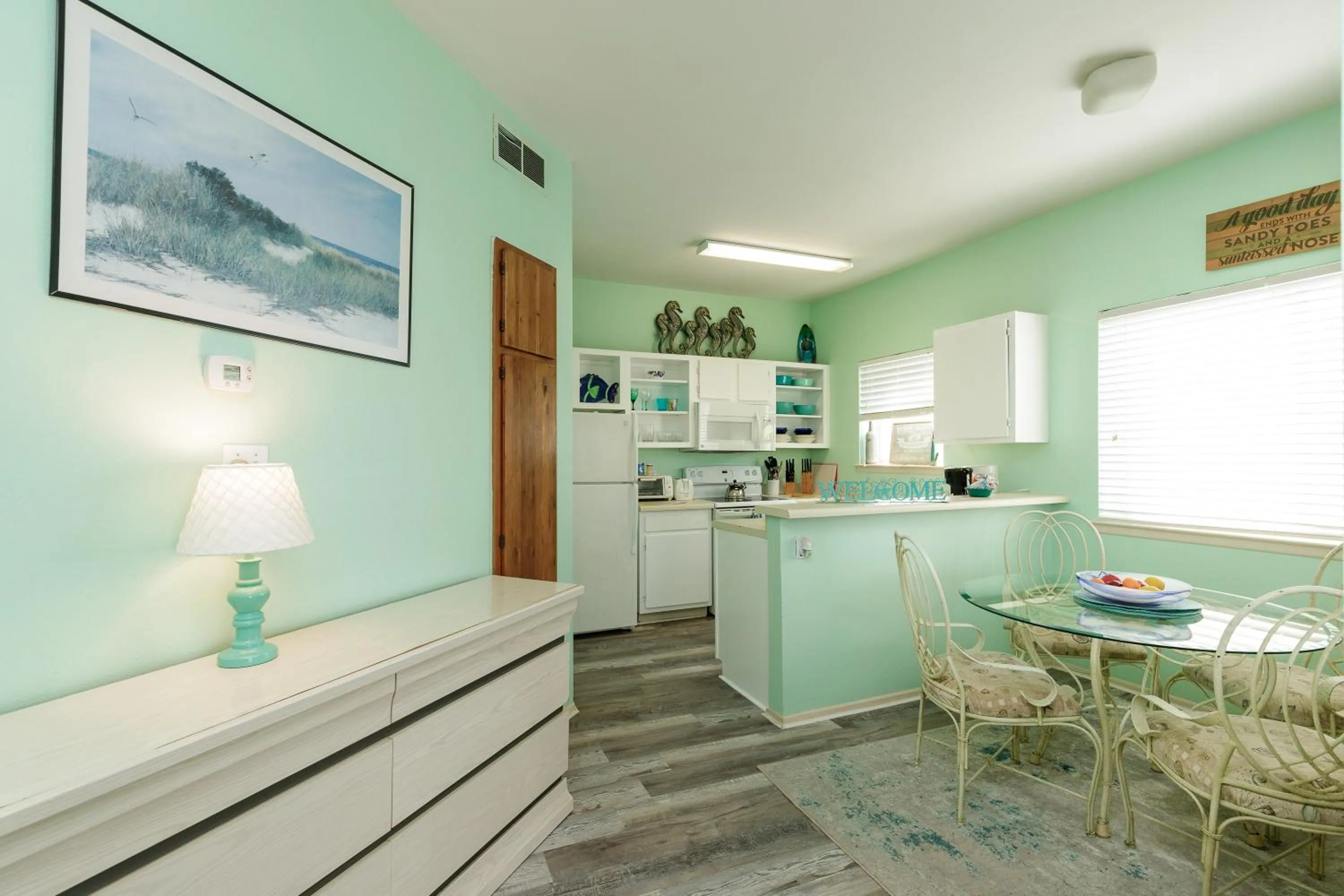 Kitchen or kitchenette in Charming family condo - walking distance to beach by Mustang Island, Sleeps Four, 2025 Traveler Award