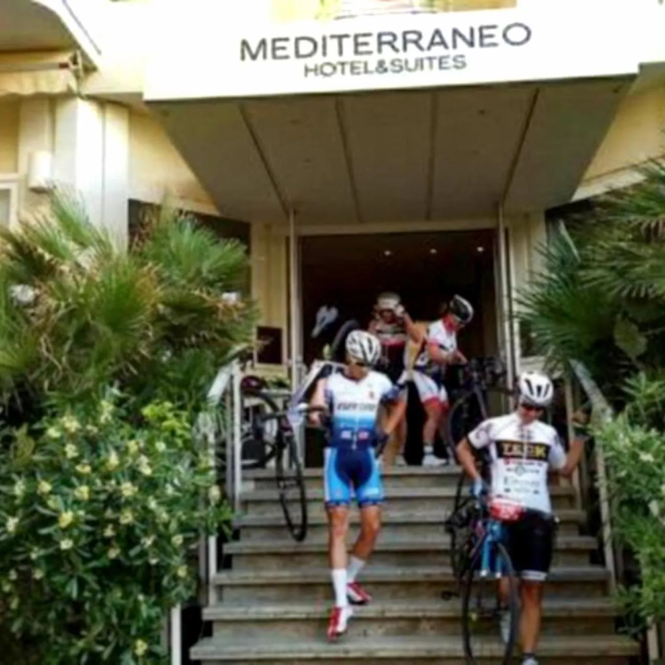 Cycling in Mediterraneo Hotel & Suites