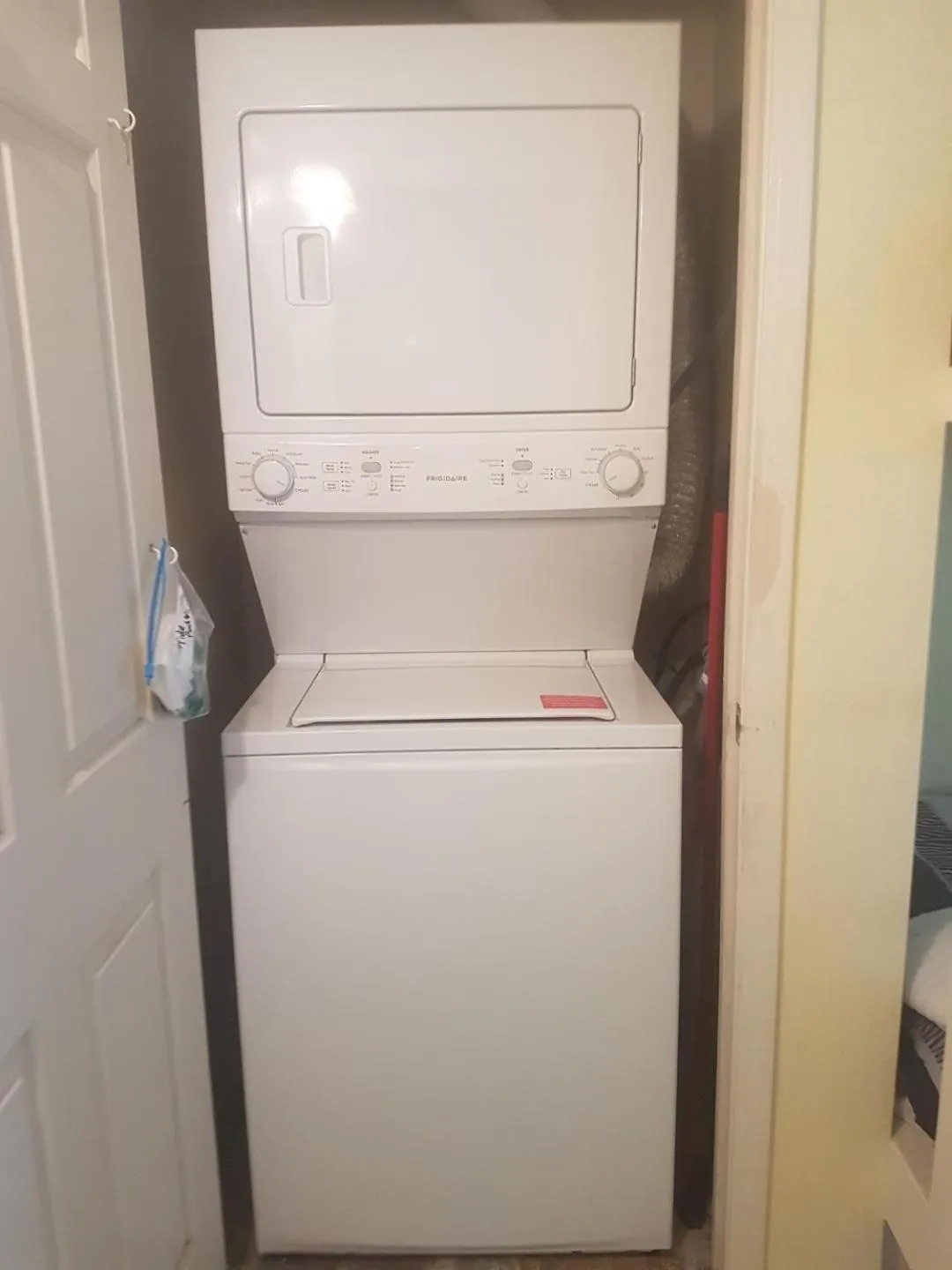 washing machine in Charming SPI family condo - walking distance to the beach, Sleeps 6, Third Floor, 2025 Traveler Award