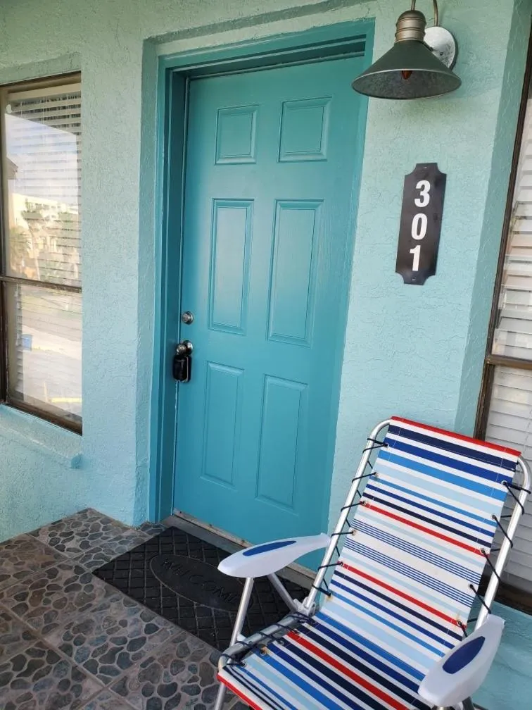 Balcony/Terrace in Charming SPI family condo - walking distance to the beach, Sleeps 6, Third Floor, 2025 Traveler Award