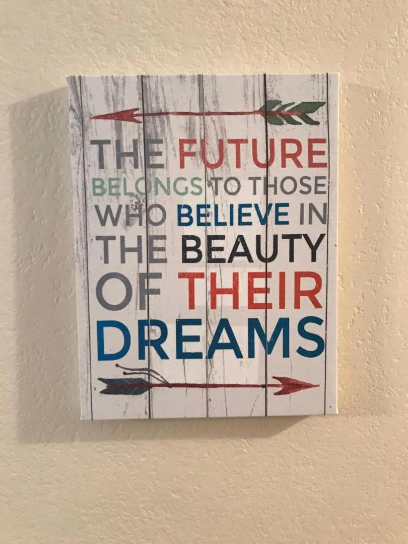 Decorative detail in Charming SPI family condo - walking distance to the beach, Sleeps 6, Third Floor, 2025 Traveler Award