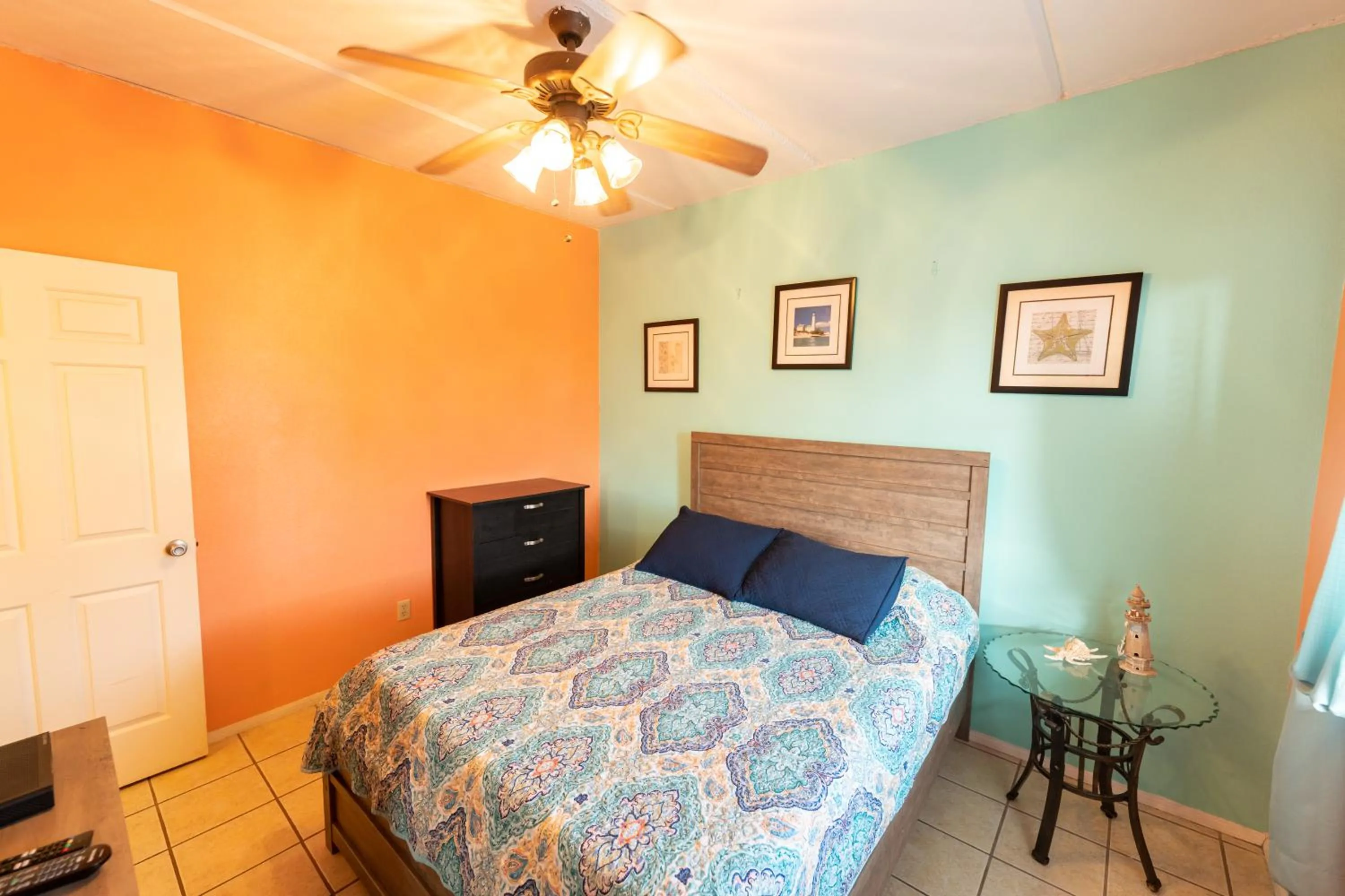 Bedroom, Bed in Charming SPI family condo - walking distance to the beach, Sleeps 6, Third Floor, 2025 Traveler Award