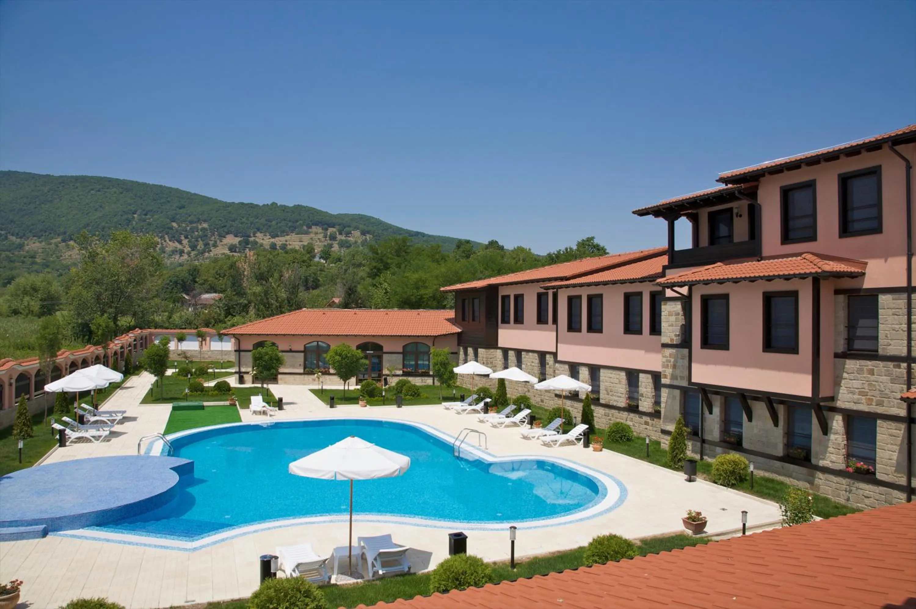 Facade/entrance in Hotel Domaine Peshtera