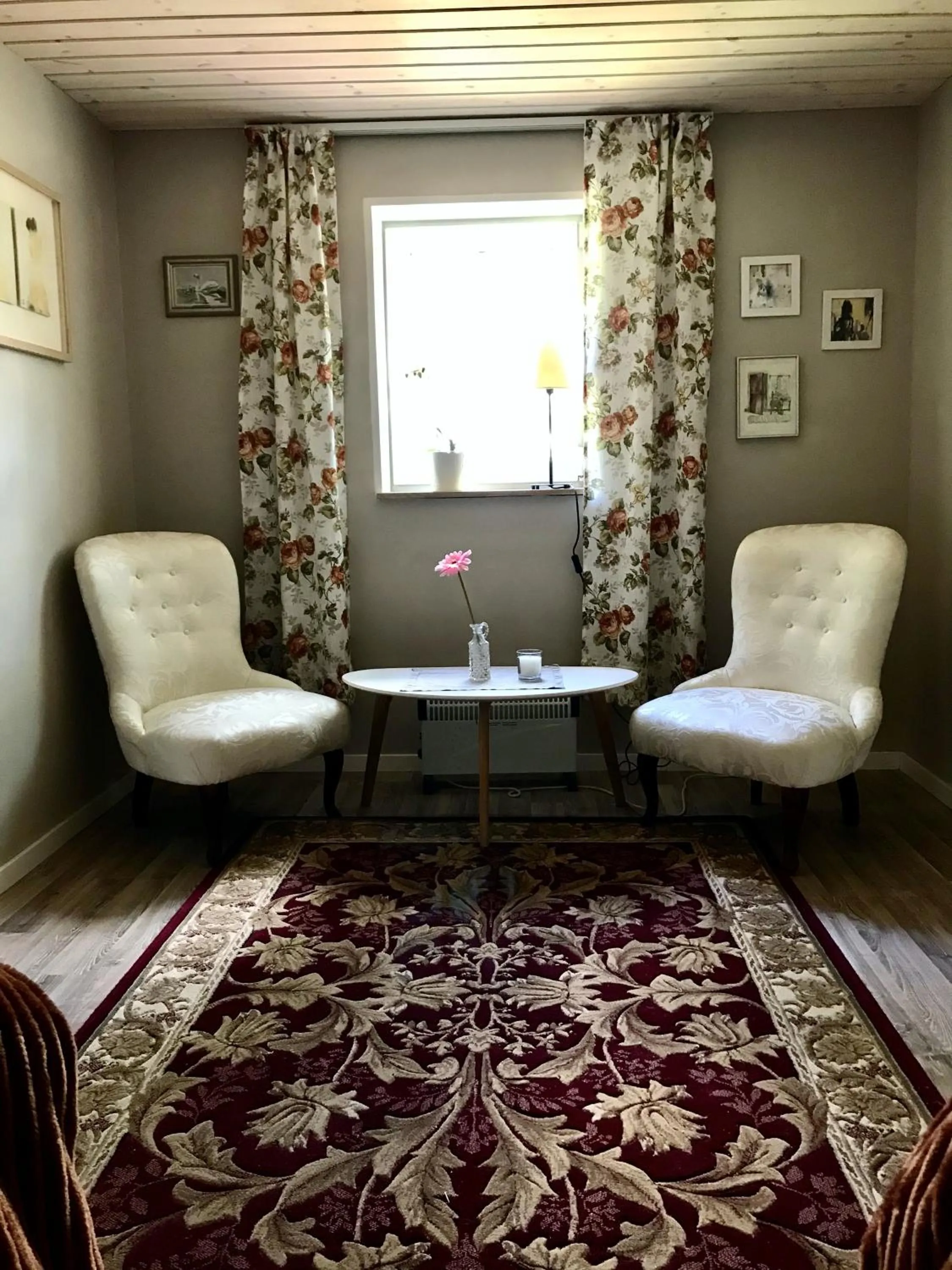 Seating area in The Old Henhouse