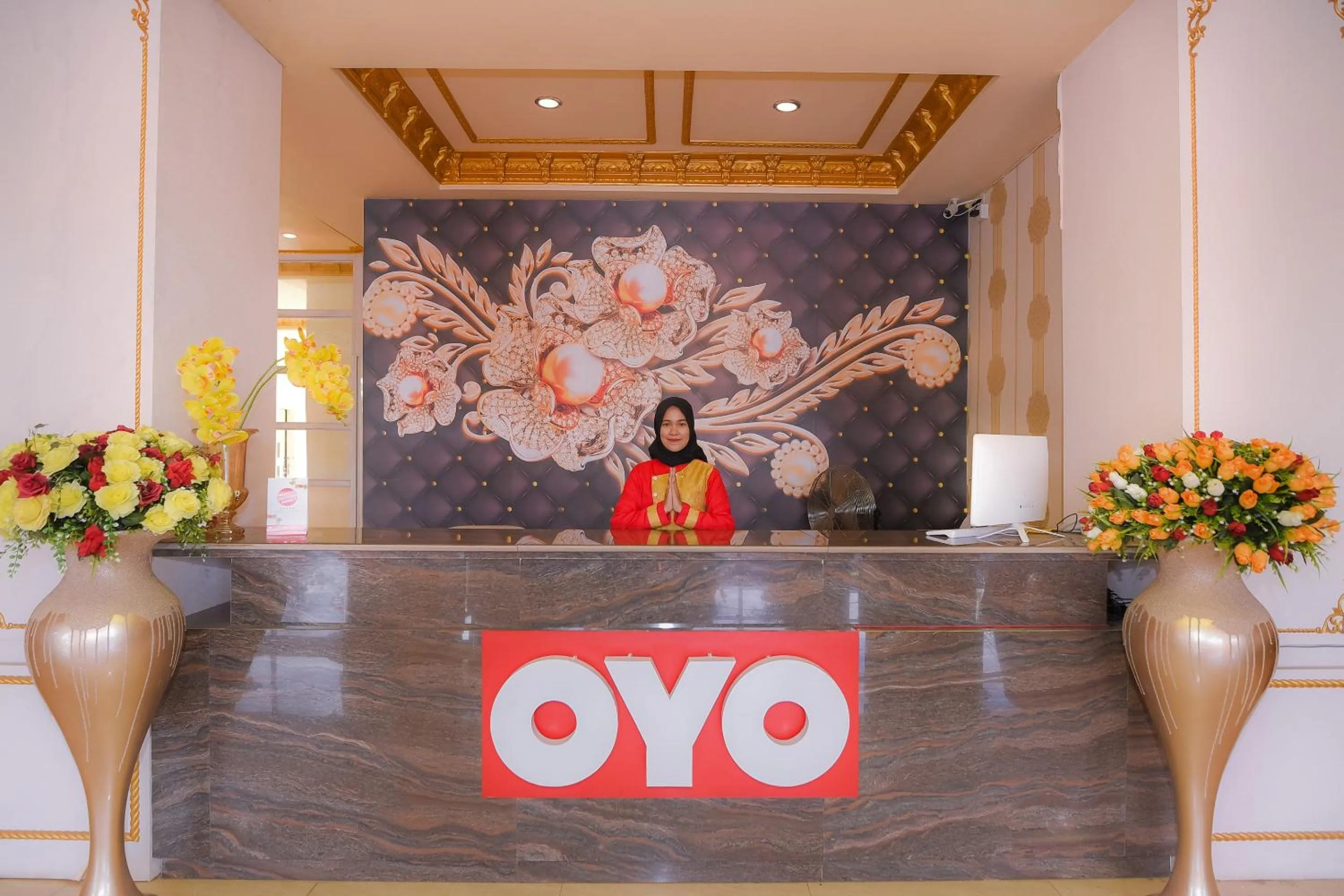 Lobby or reception in Capital O 854 Ub Caisar Hotel