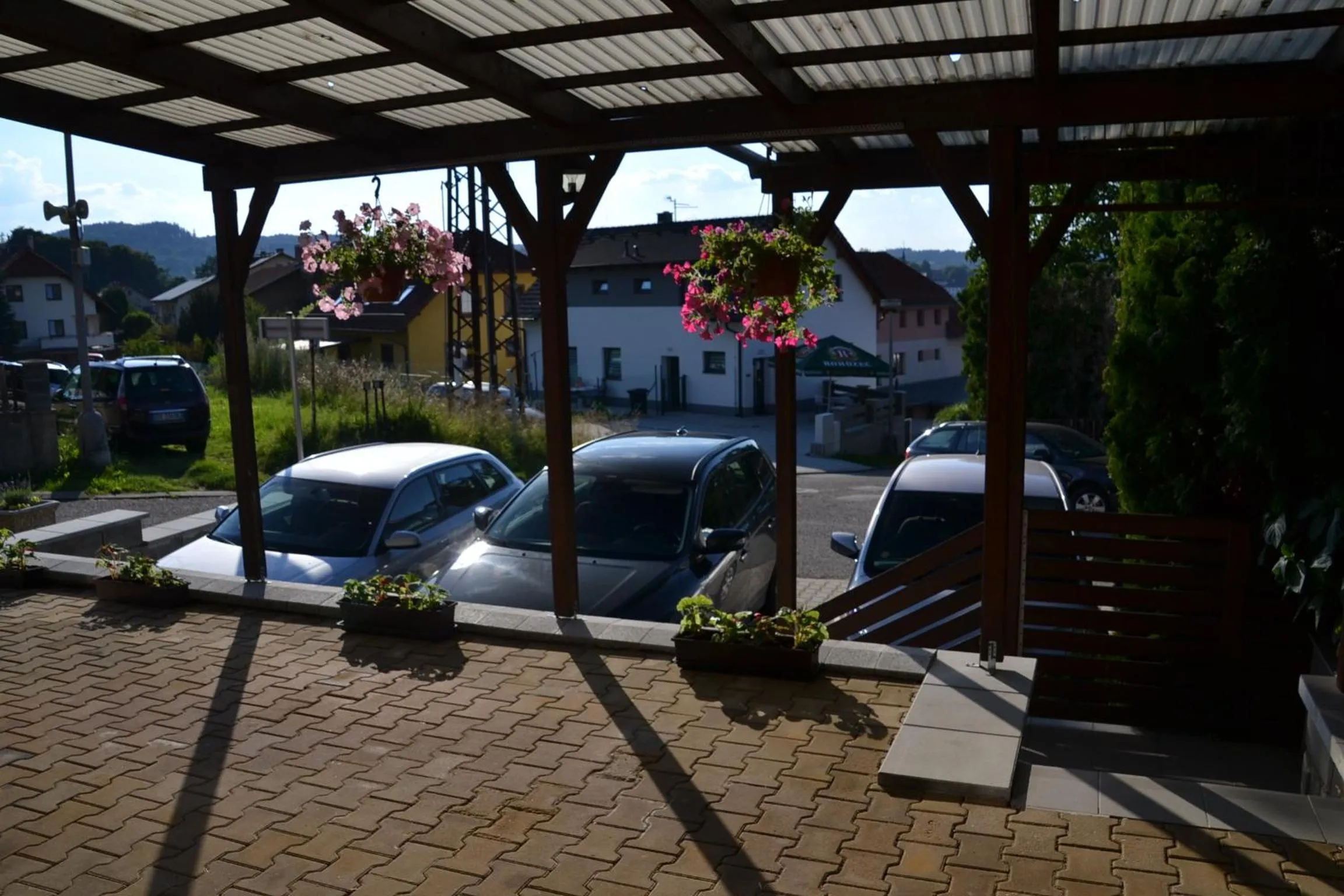 Facade/entrance in R-Penzion