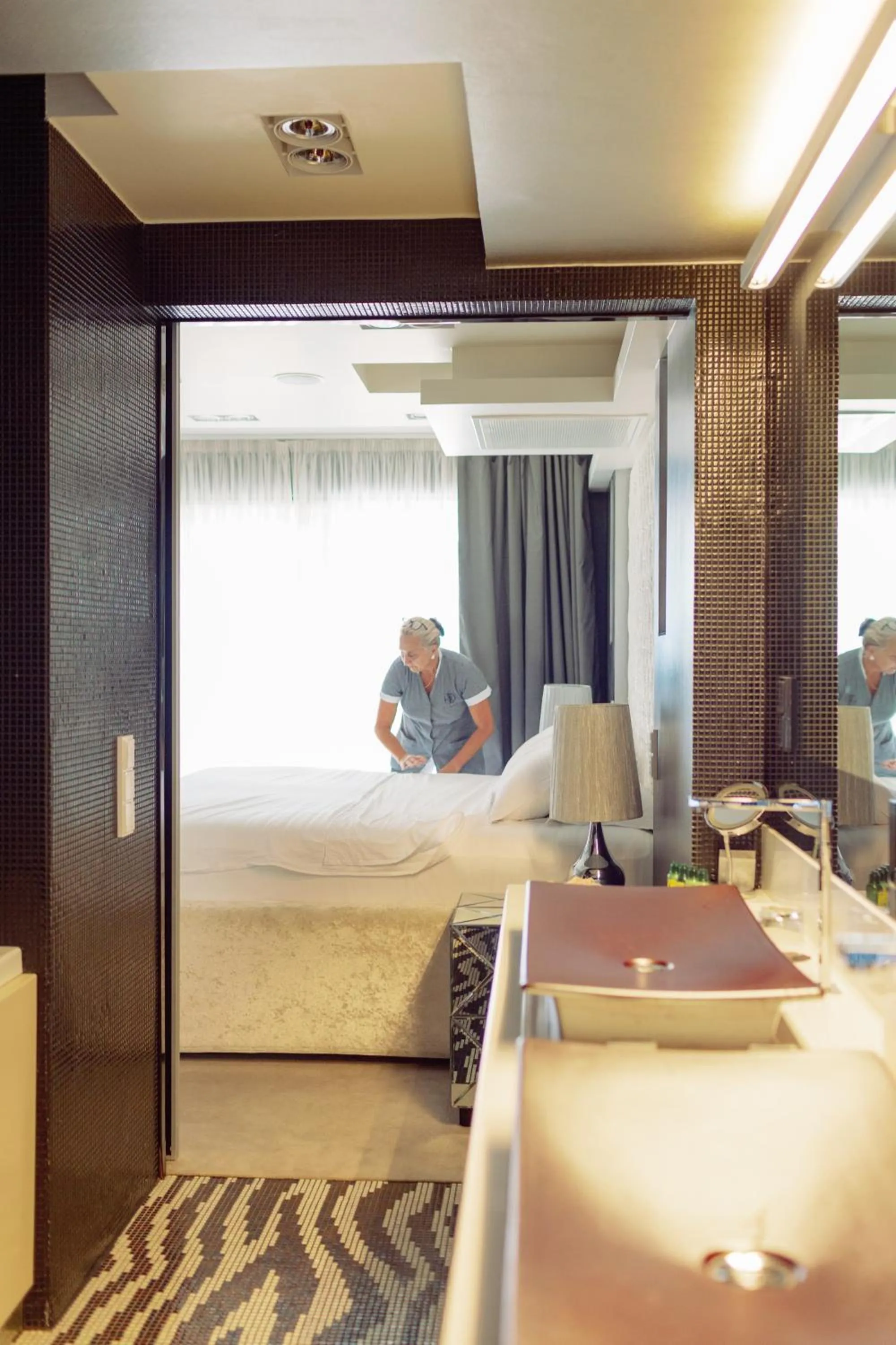 Staff, Bed in Damianii Luxury Boutique Hotel & Spa