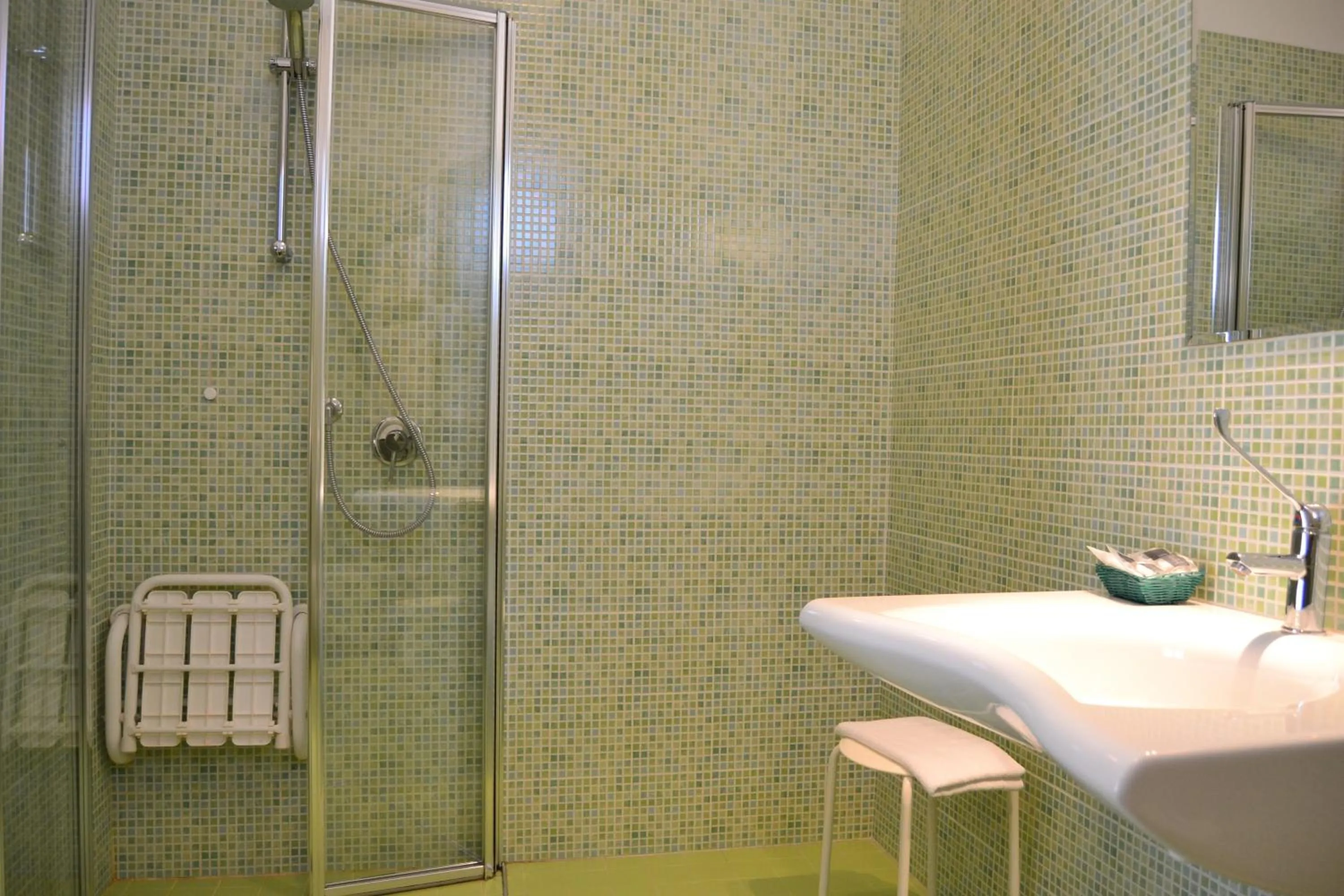 Bathroom in Hotel Morena