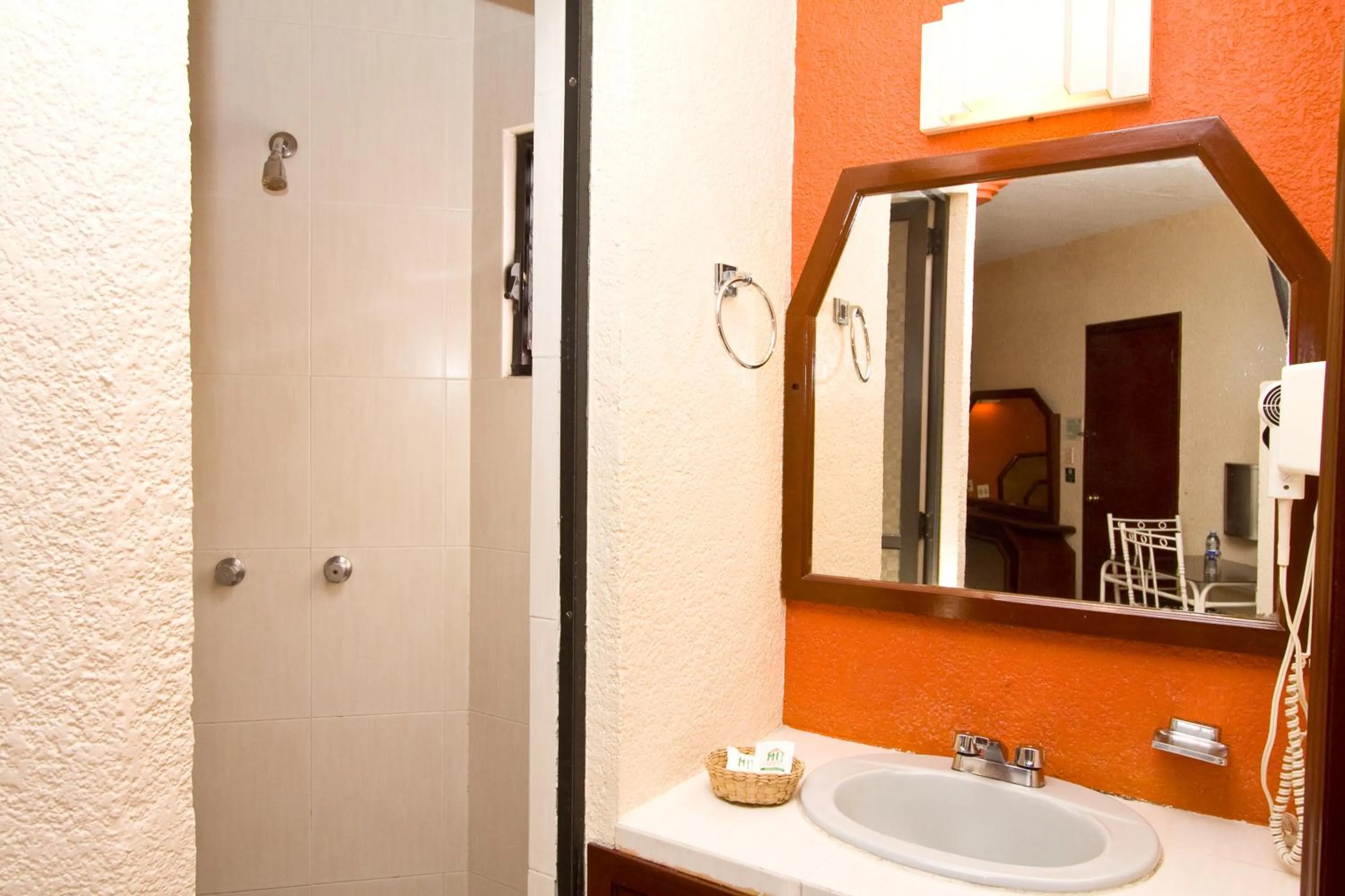 Hotel & Motel Hacienda Jiutepec