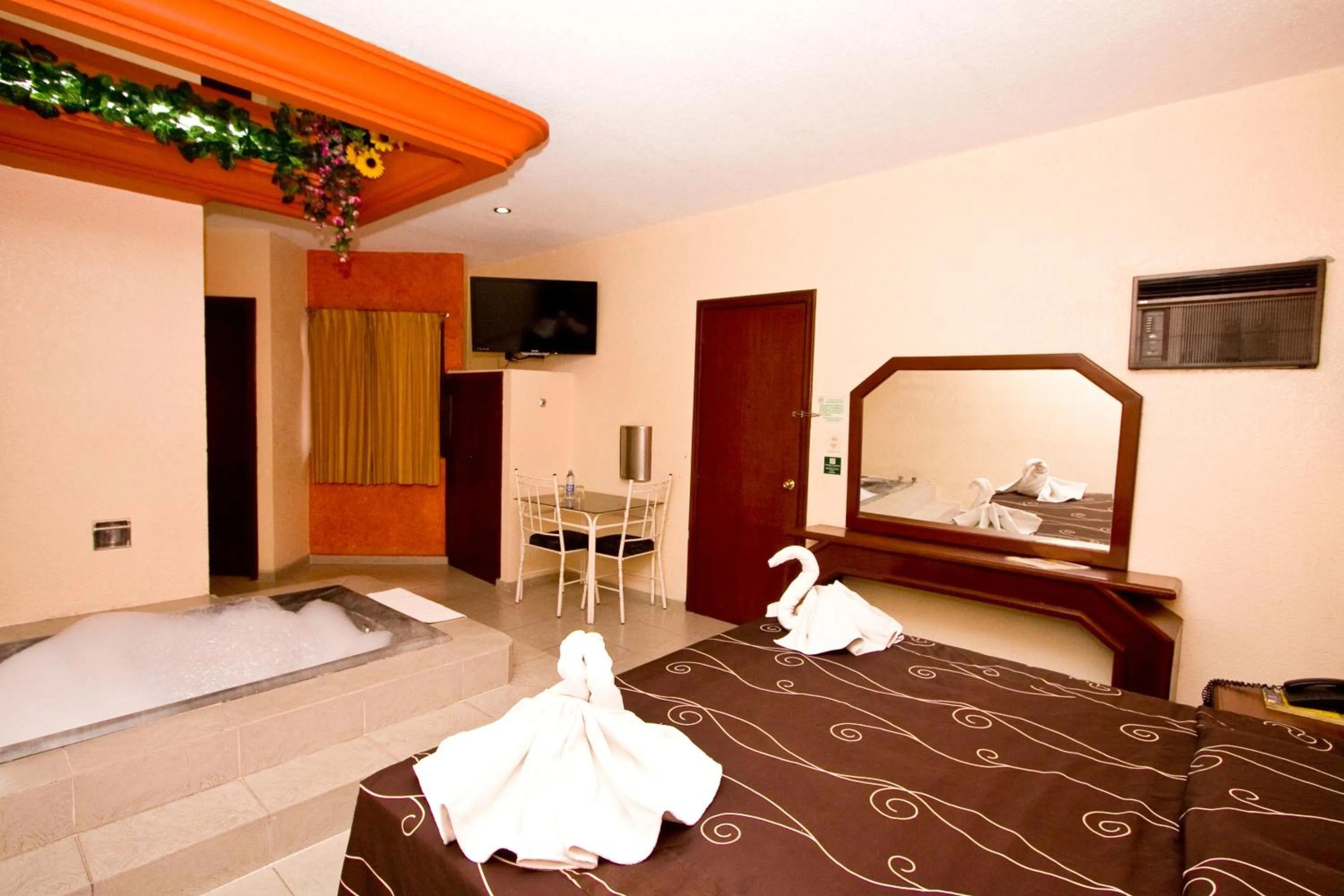Hotel & Motel Hacienda Jiutepec
