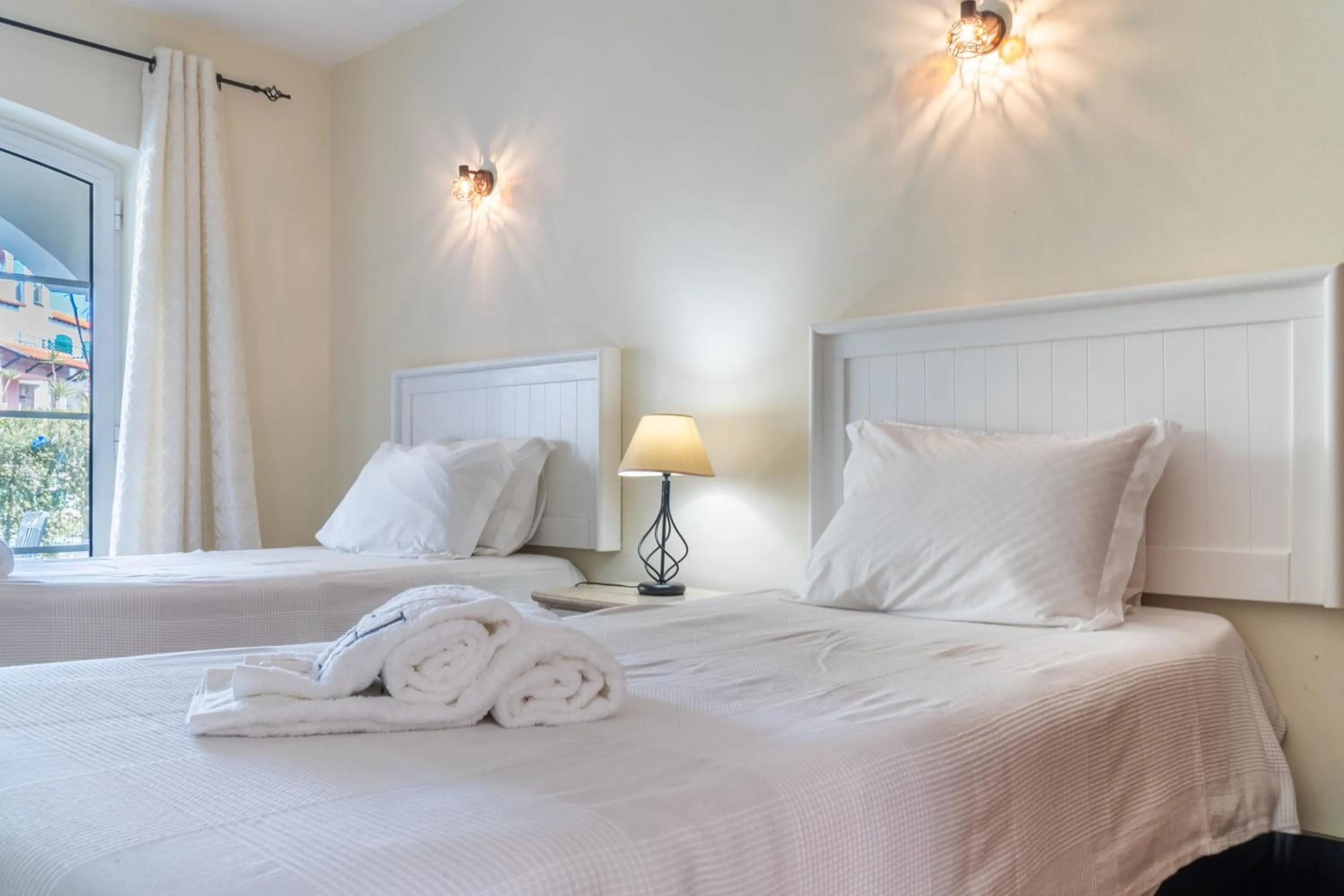 Bedroom, Bed in Old Village & Prestige