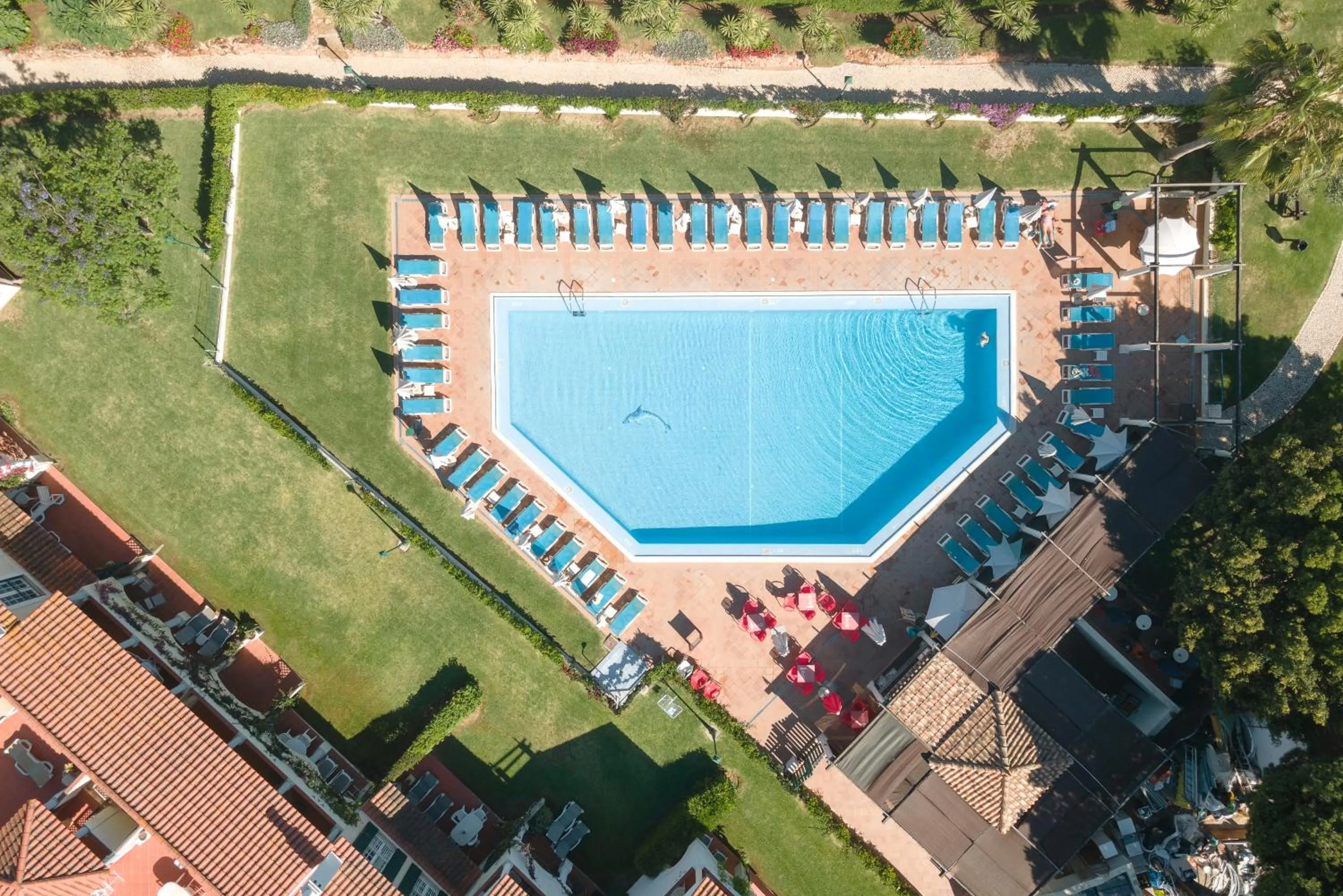 Swimming pool in Old Village & Prestige
