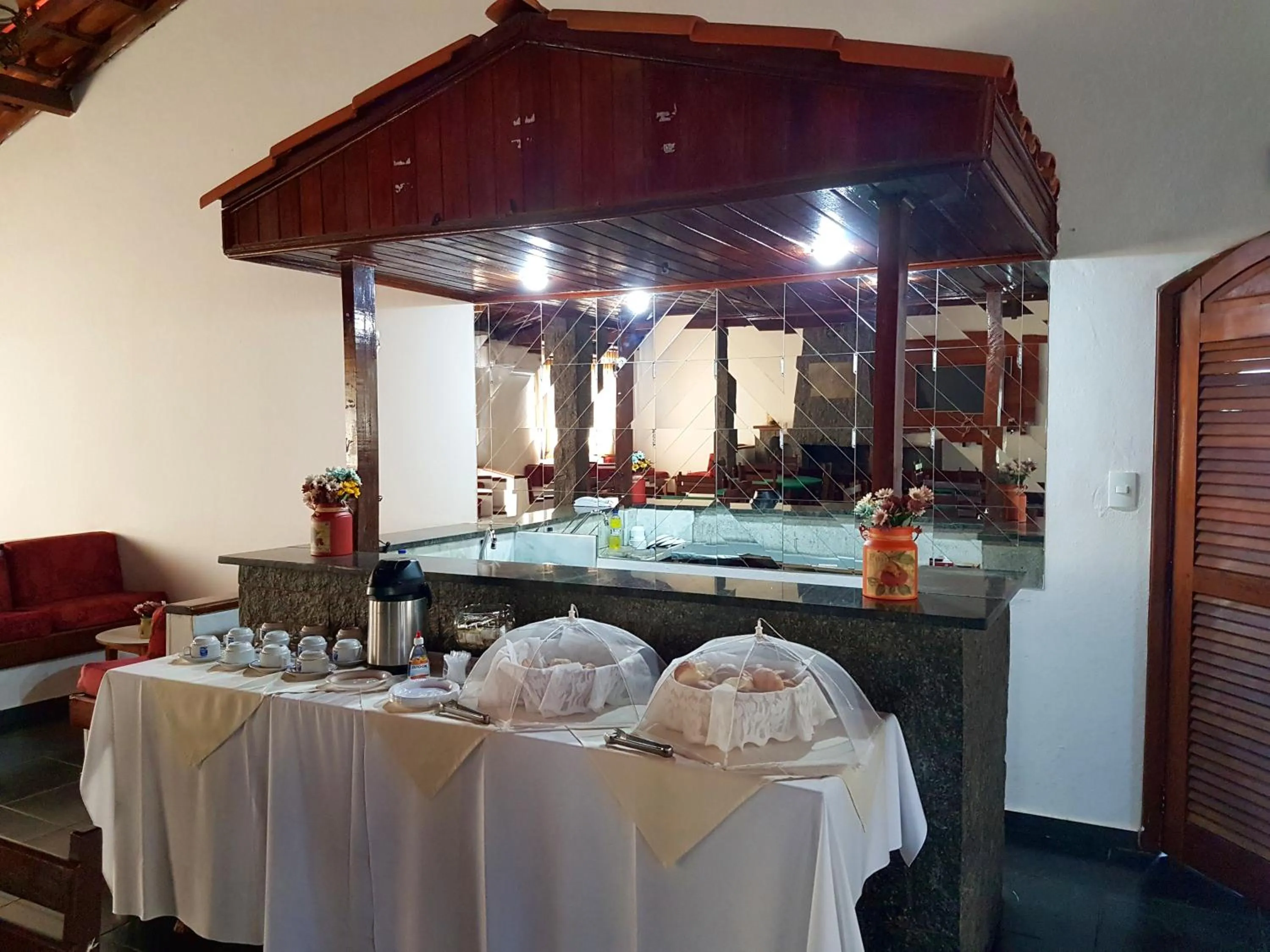 Meals, Bed in Hotel Akropolis