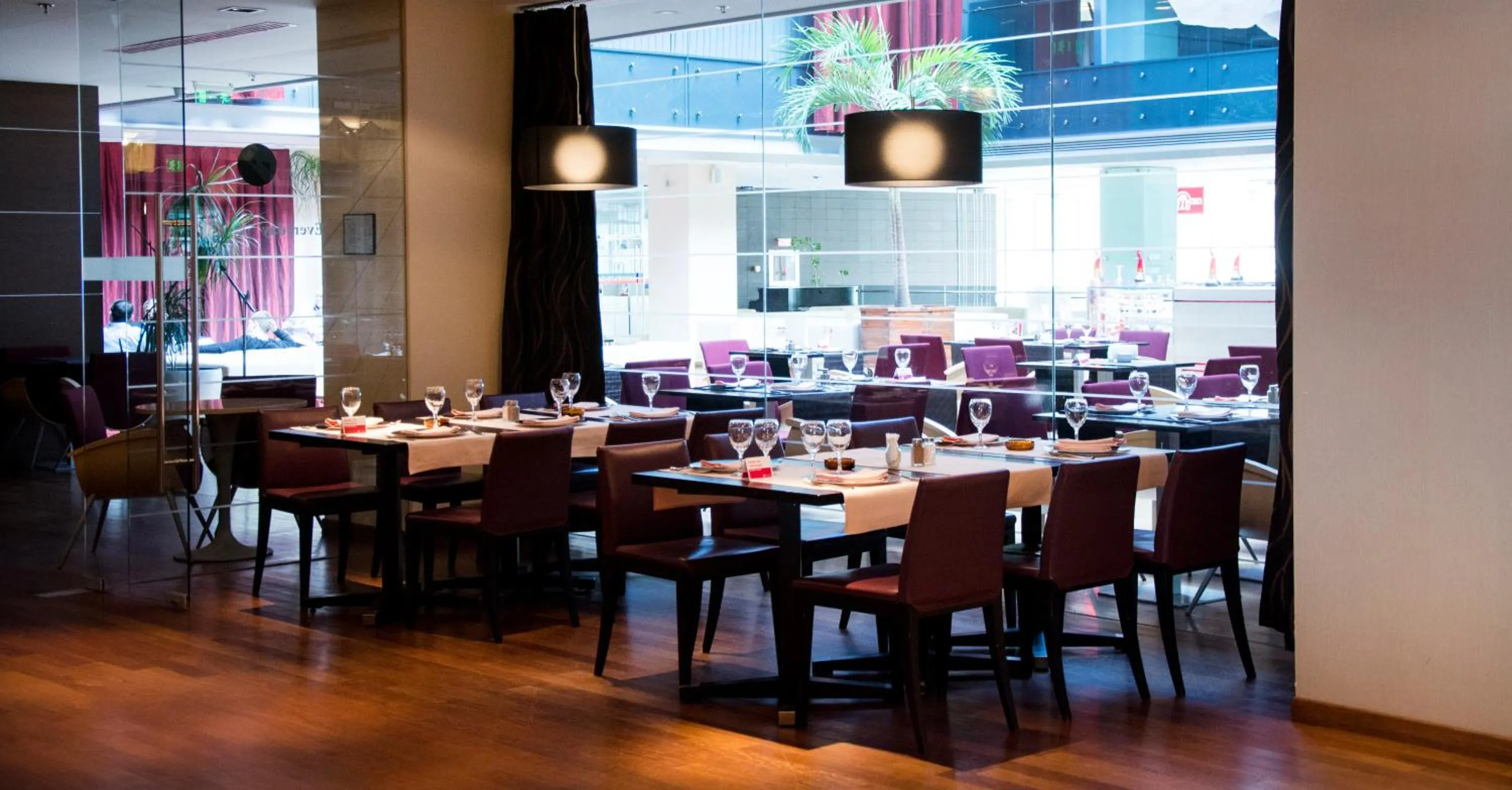 Restaurant/places to eat in Ramada Sibiu Hotel