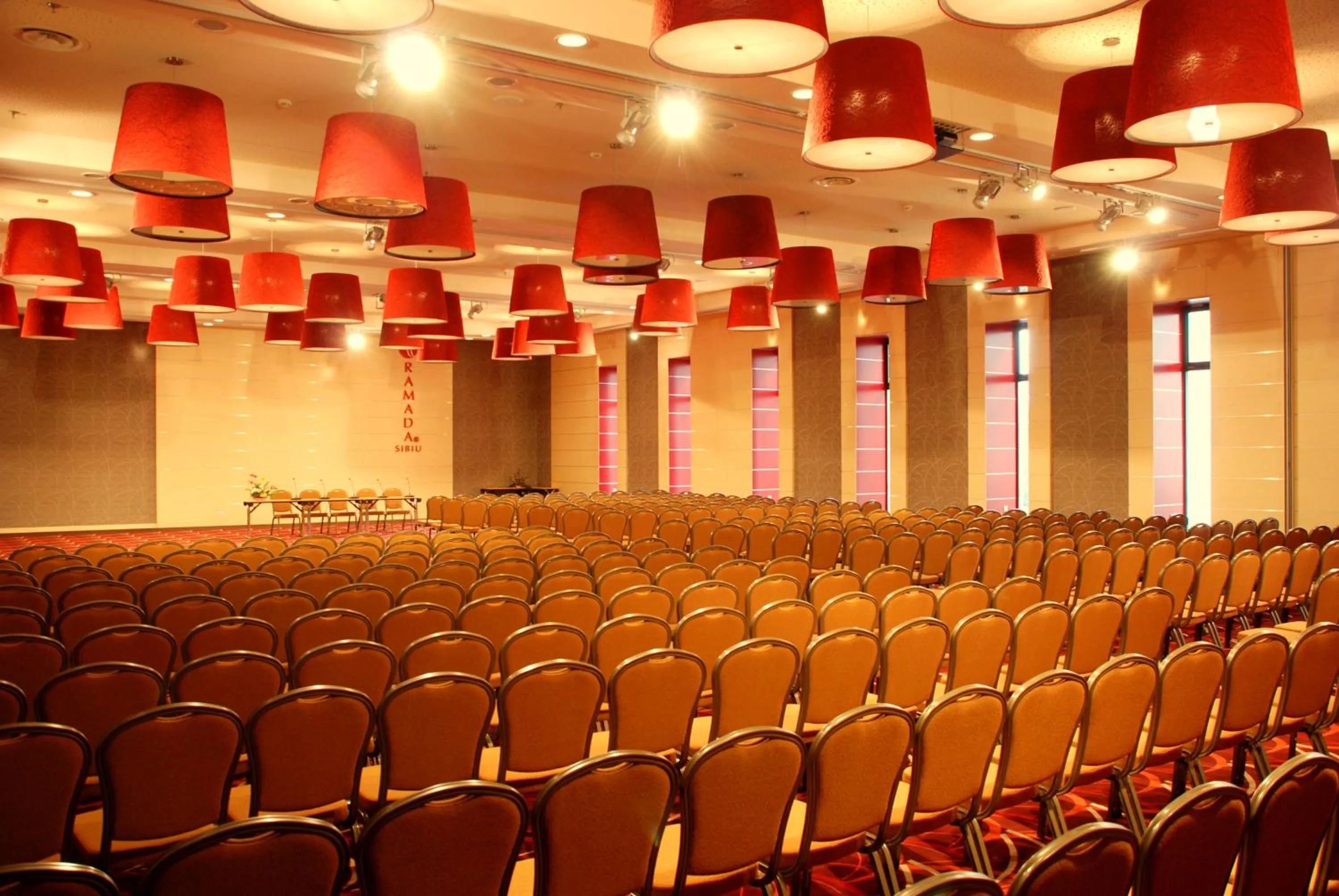 Restaurant/places to eat in Ramada Sibiu Hotel