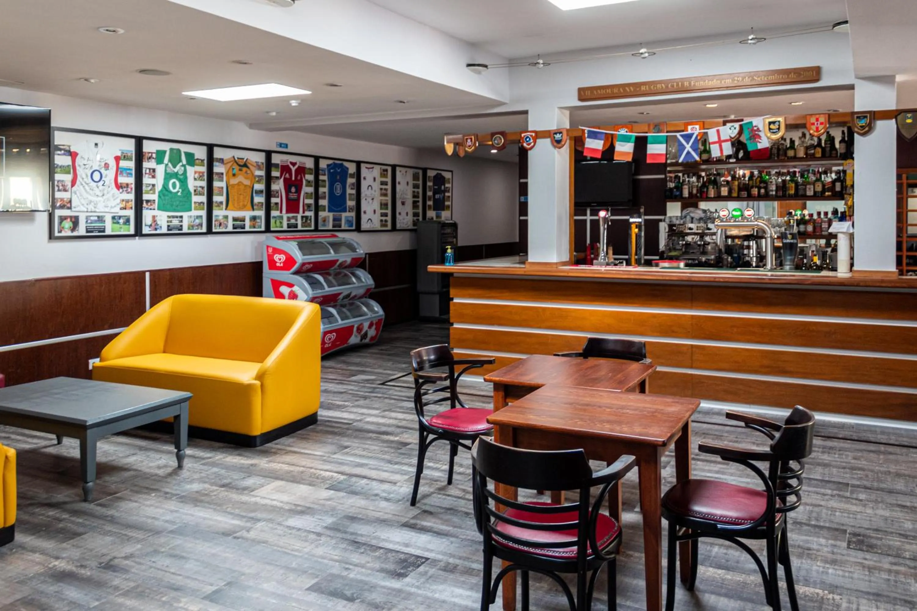 Lounge or bar in Browns Sports Resort