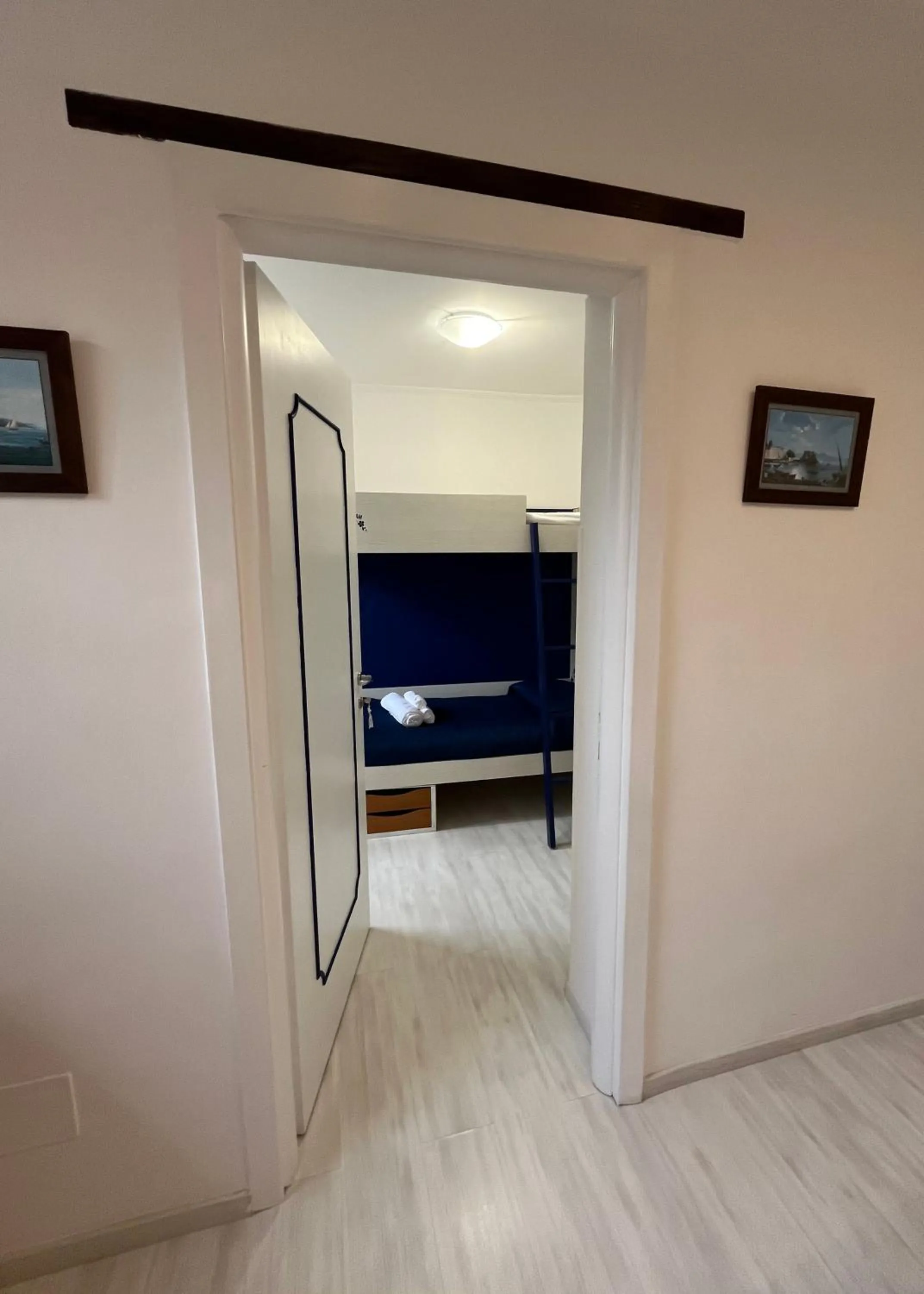 Bedroom in Hill Valley View