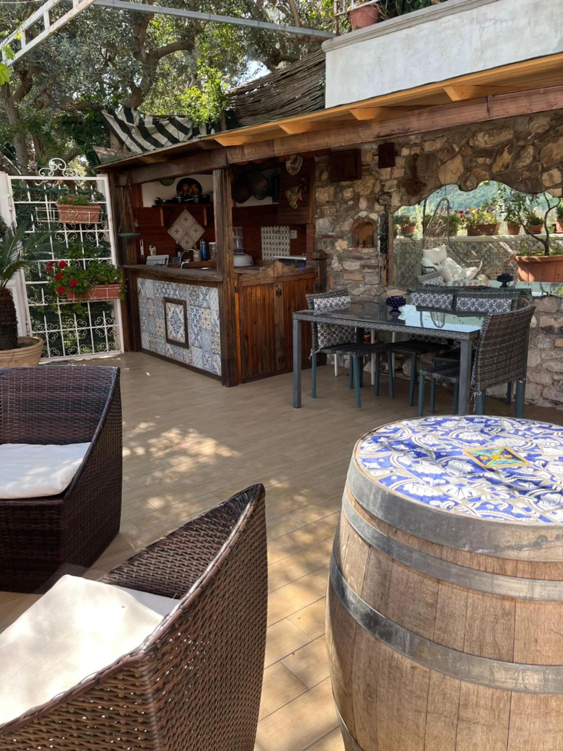 Balcony/Terrace in Hill Valley View