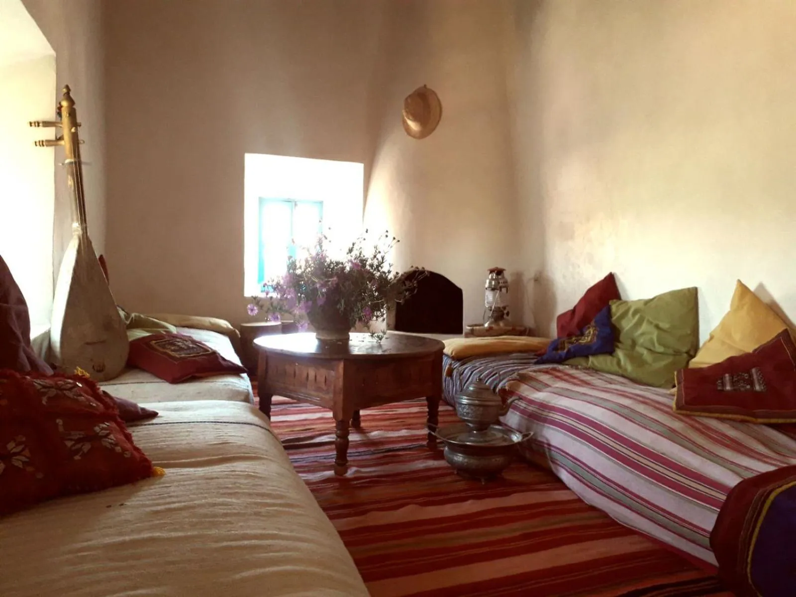 Living room, Bed in Les Jardins du M'goun