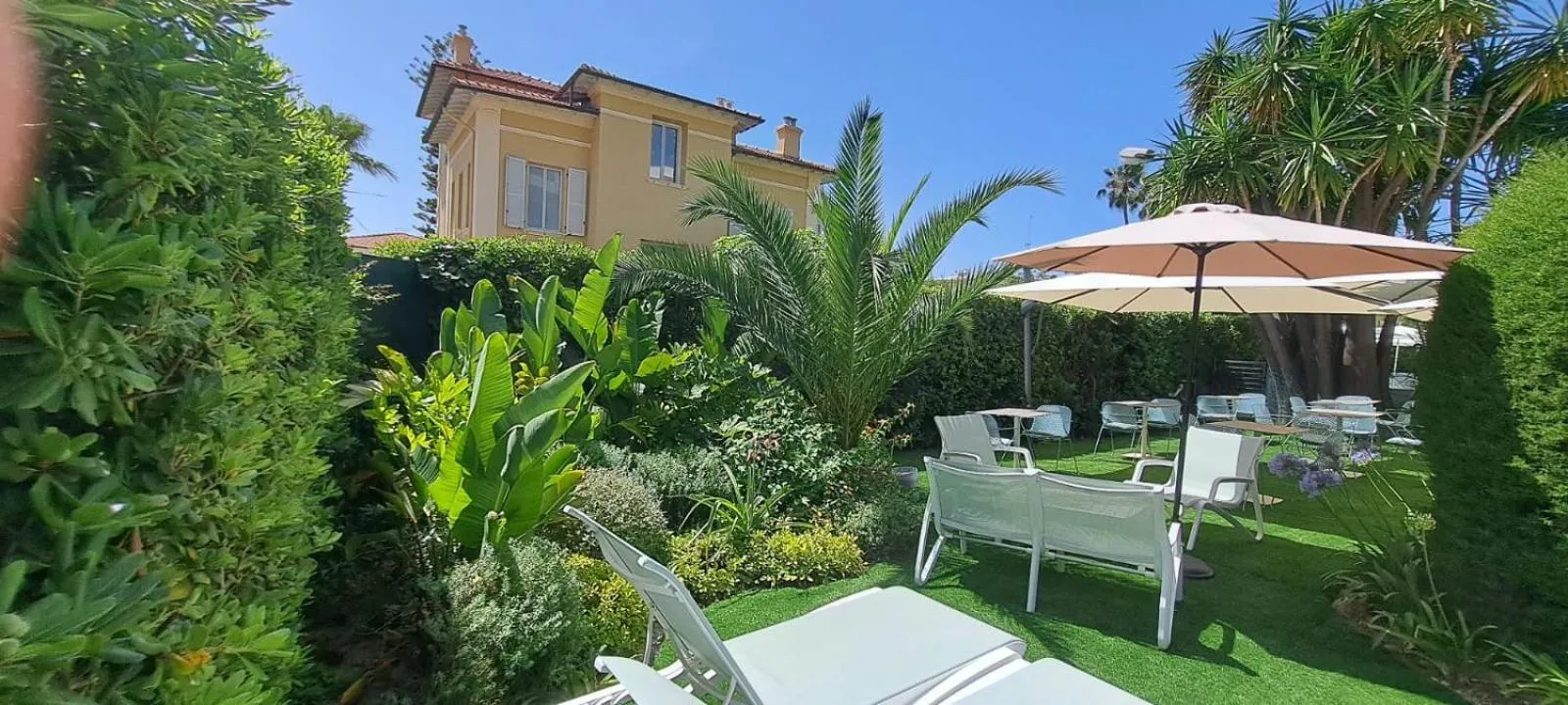 Garden in Résidence Carlton - Rénovée avec Piscine