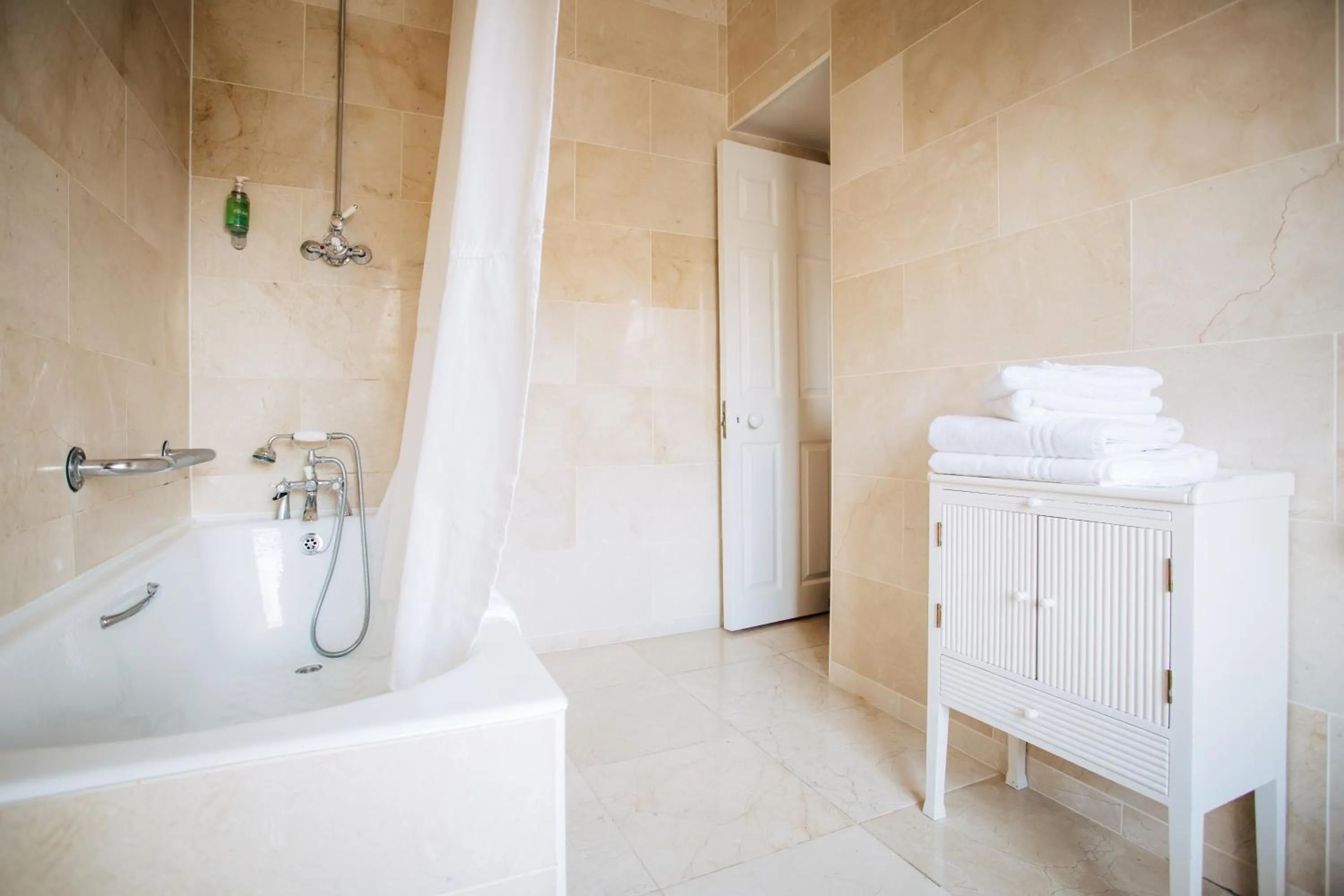 Hot Tub in Gleeson's Restaurant & Rooms