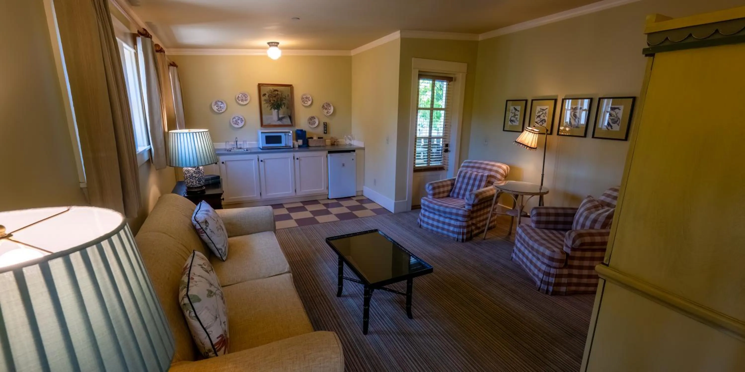 Living room in Tallman Hotel