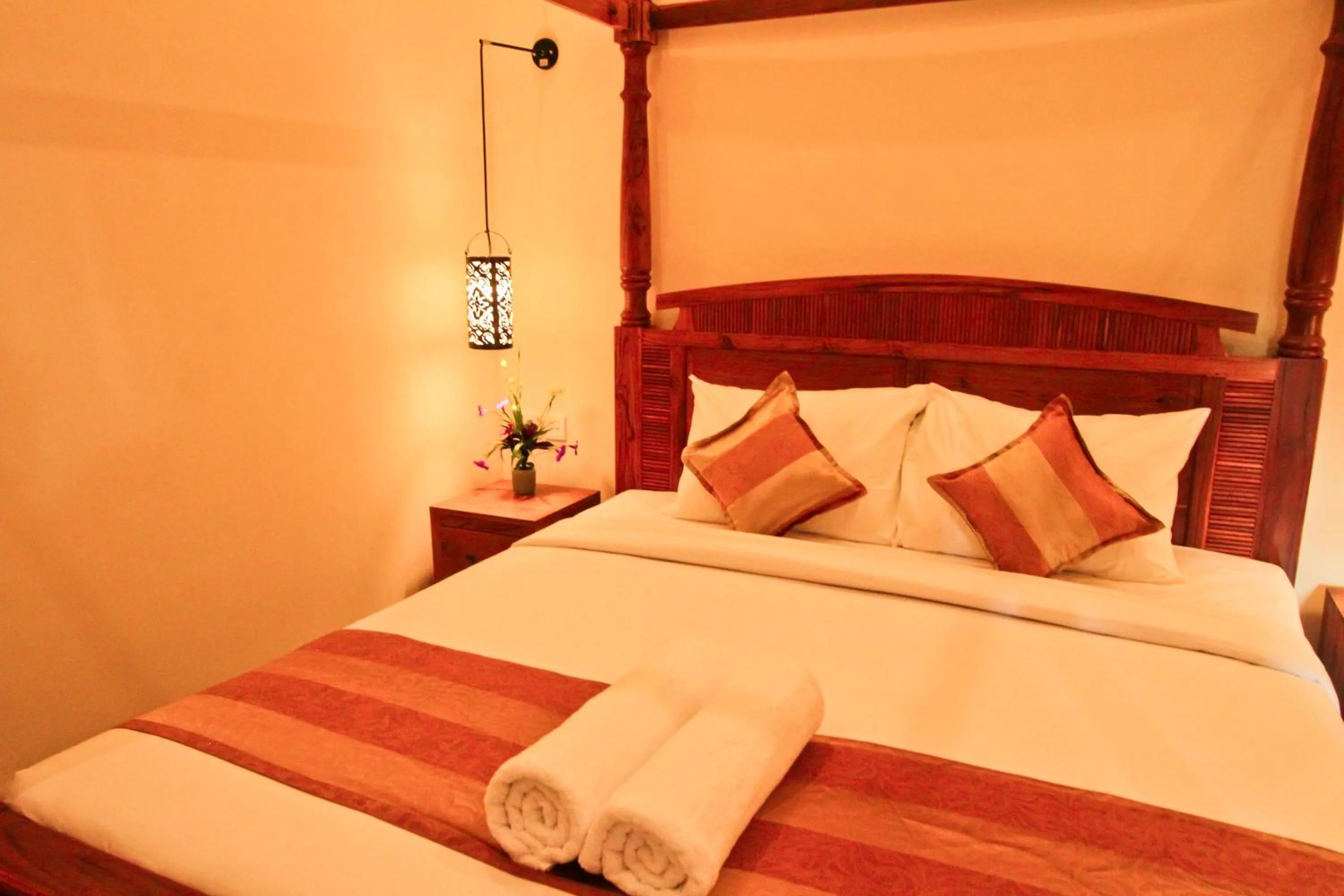 Photo of the whole room, Bed in Awan Bali House