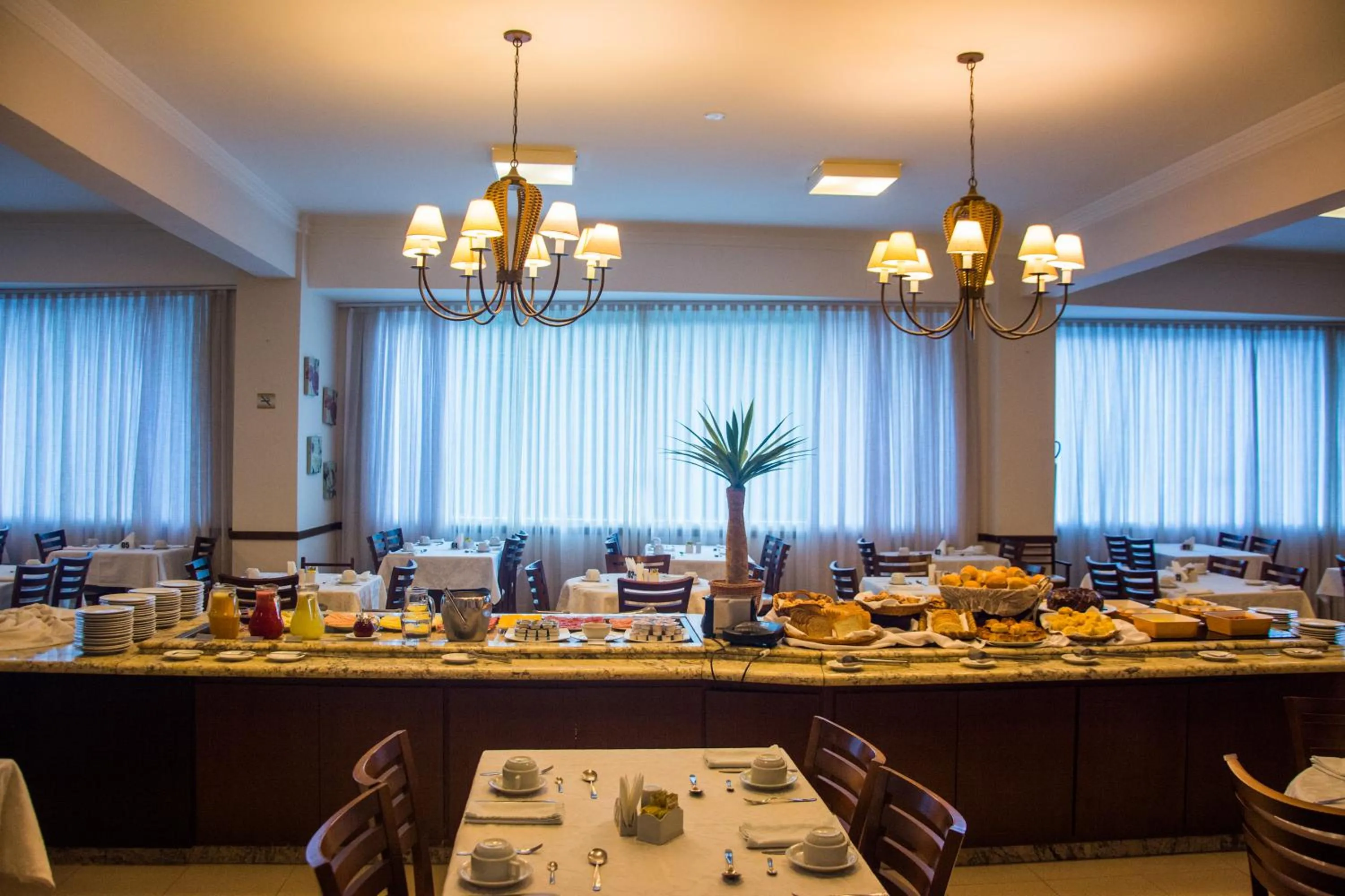 Restaurant/places to eat in Serra Negra Palace Hotel