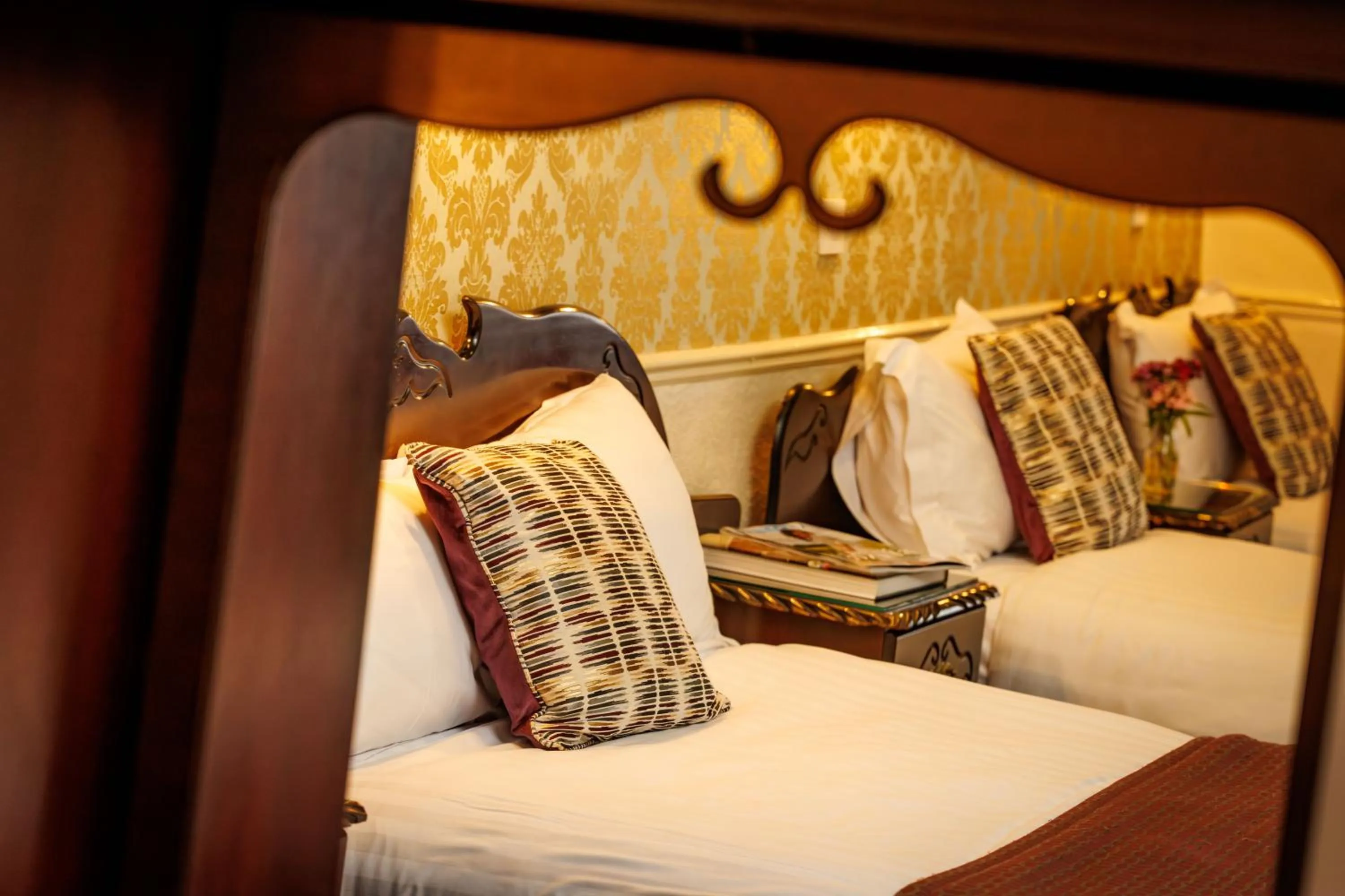 Bed in Club House Hotel Kilkenny