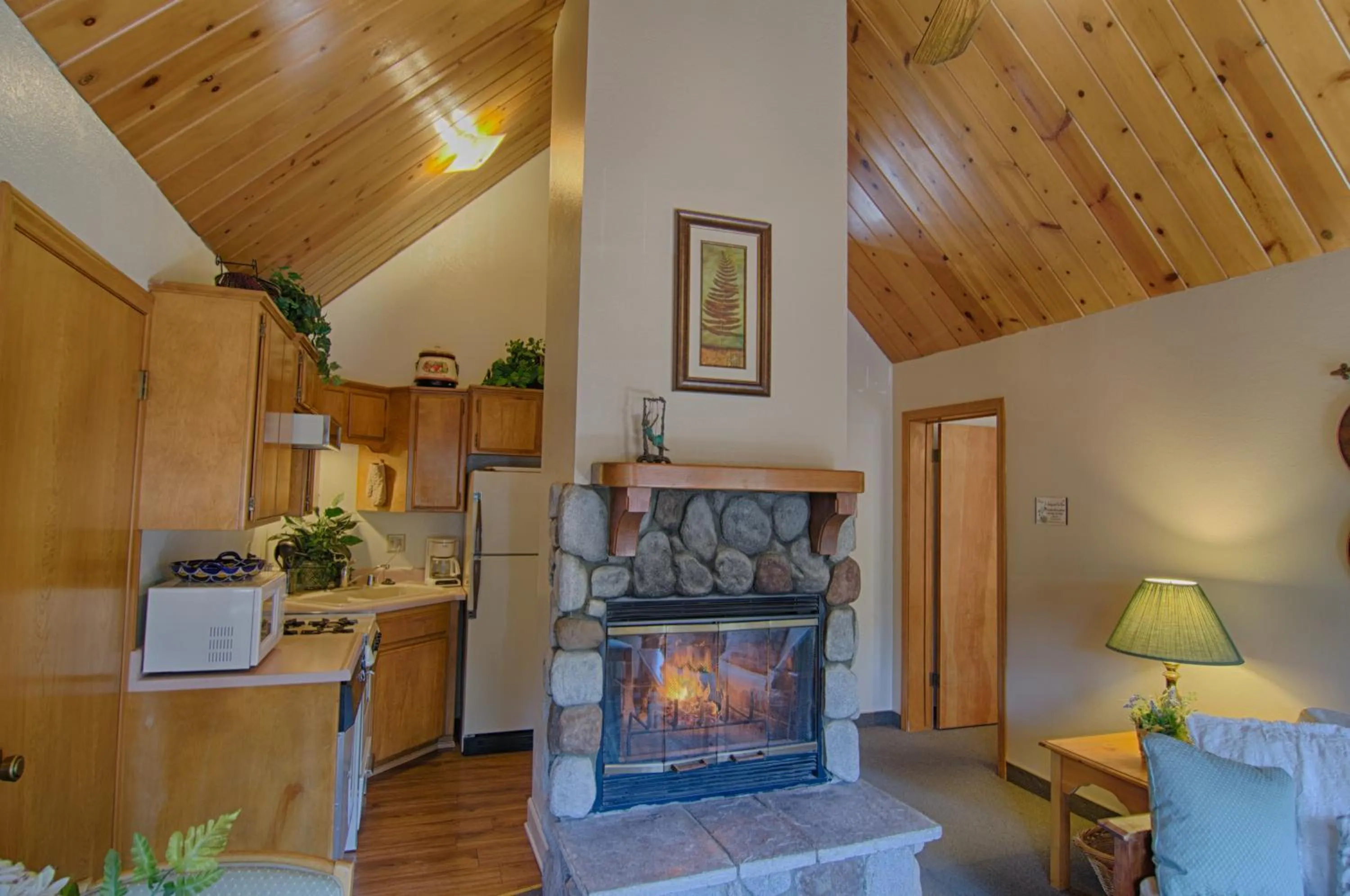 Coffee/tea facilities in The North Shore Inn