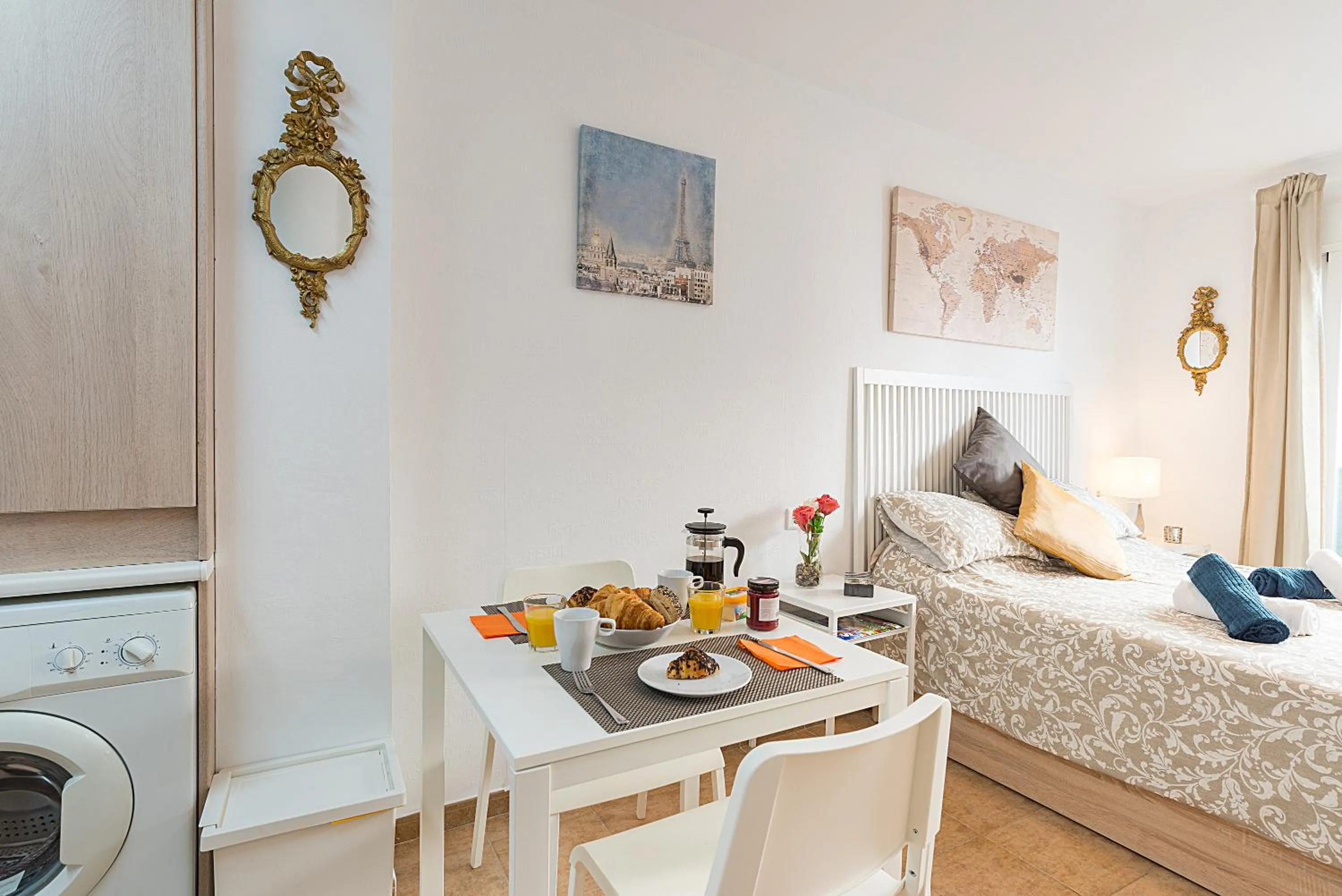 Bed in Studios Nerja Center E
