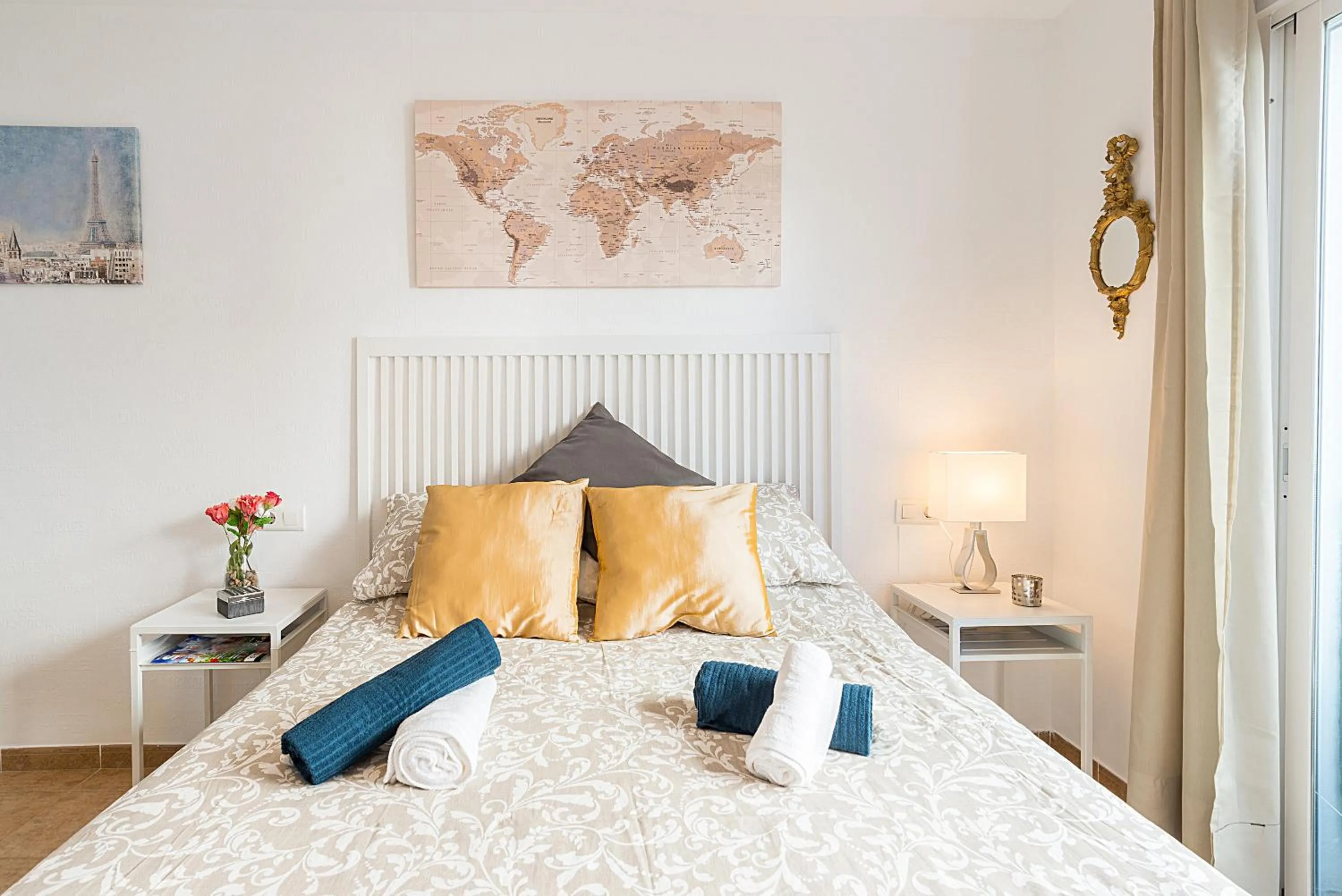 Bed in Studios Nerja Center E