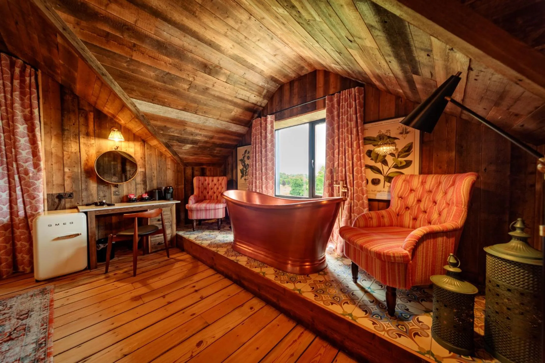 Bedroom in Glasson Lakehouse