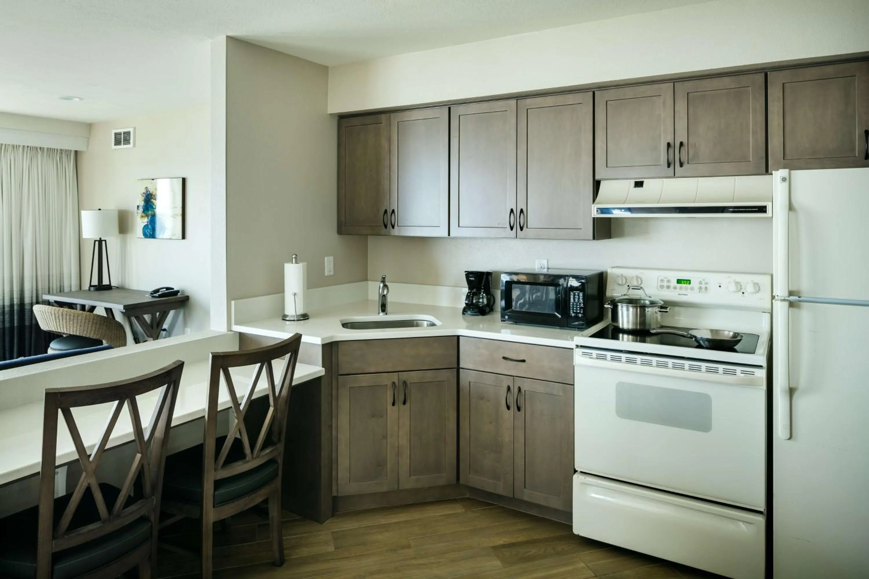 Photo of the whole room in Beachfront Inn