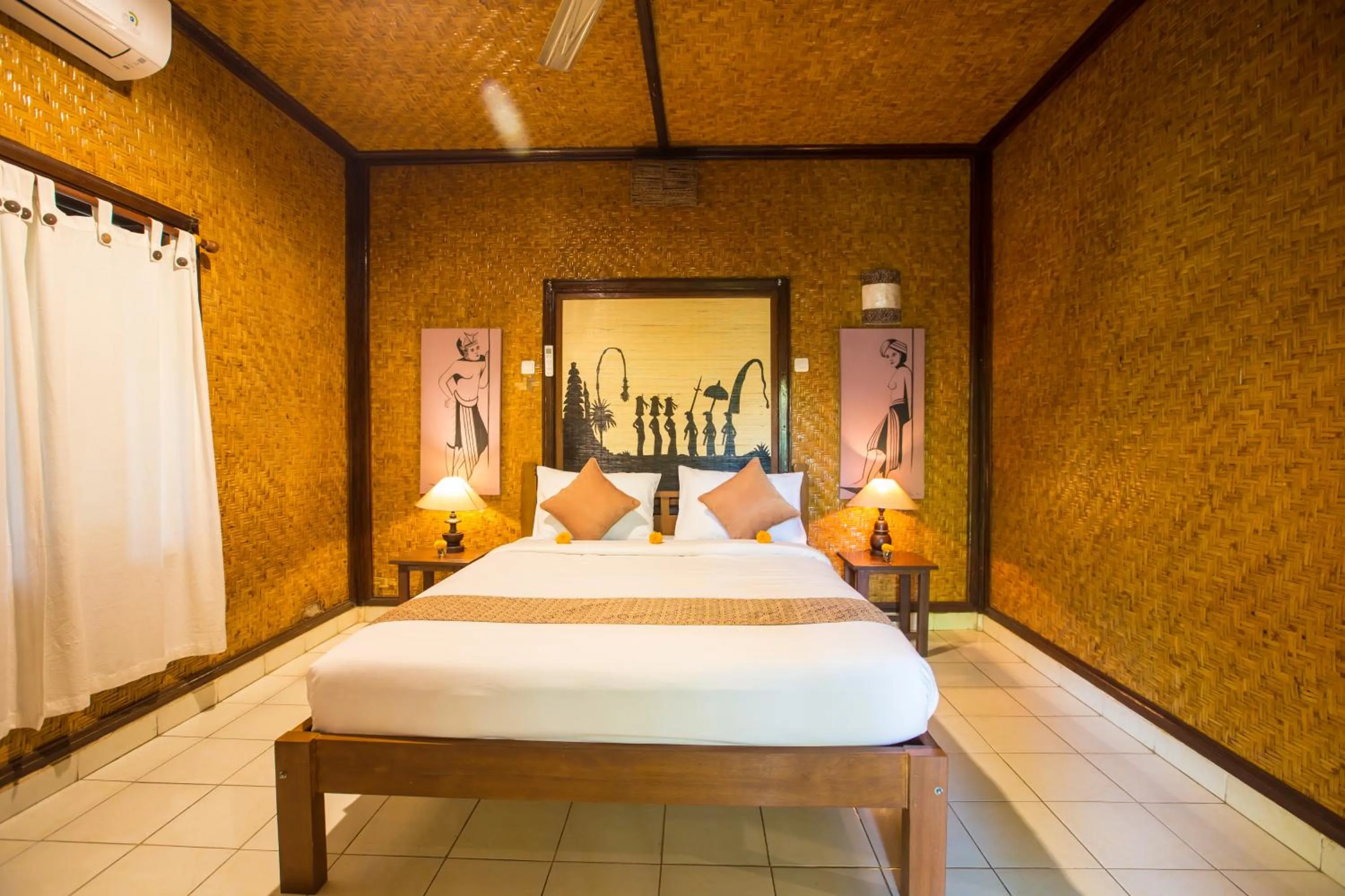 Photo of the whole room, Bed in Pondok Permata Homestay