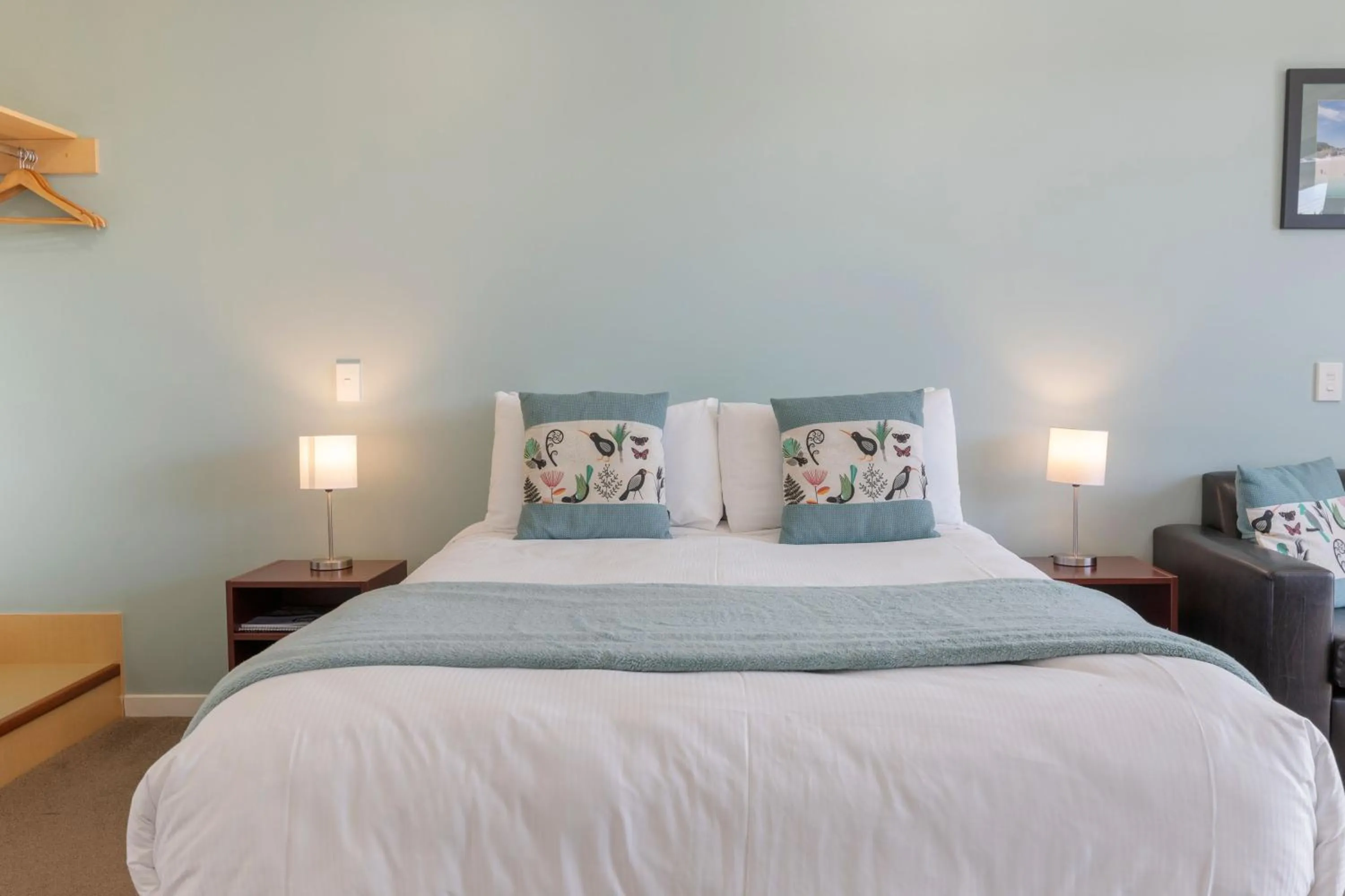 Bed in Nautilus Lodge Motel