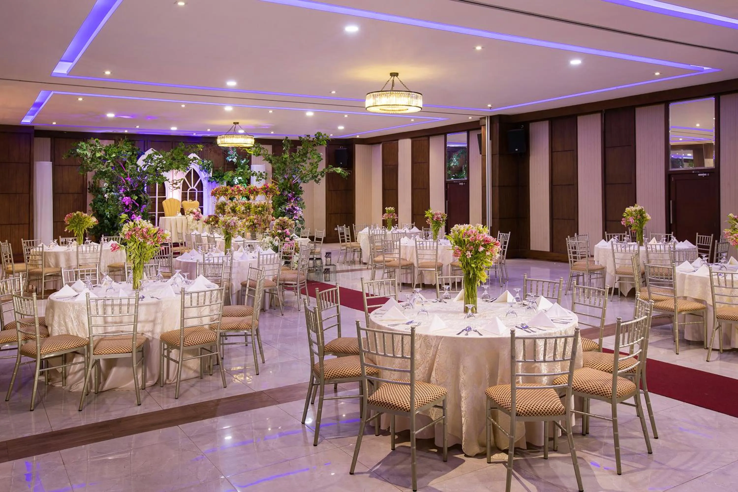 Banquet/Function facilities in Golden Prince Hotel & Suites