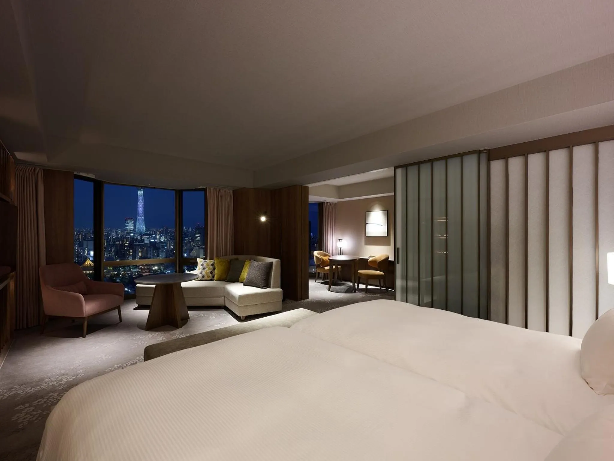 Bed in Asakusa View Hotel