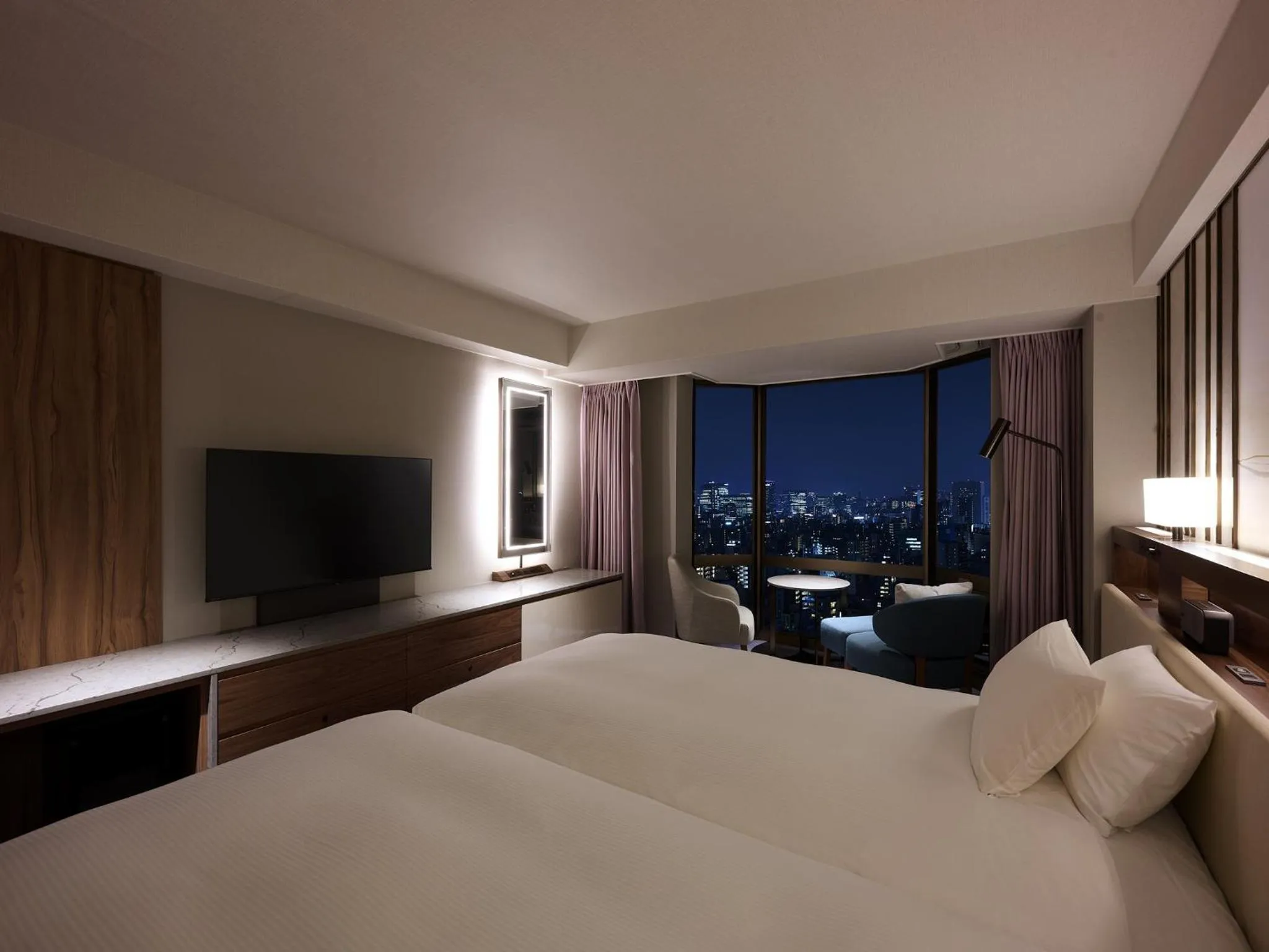 Bed in Asakusa View Hotel